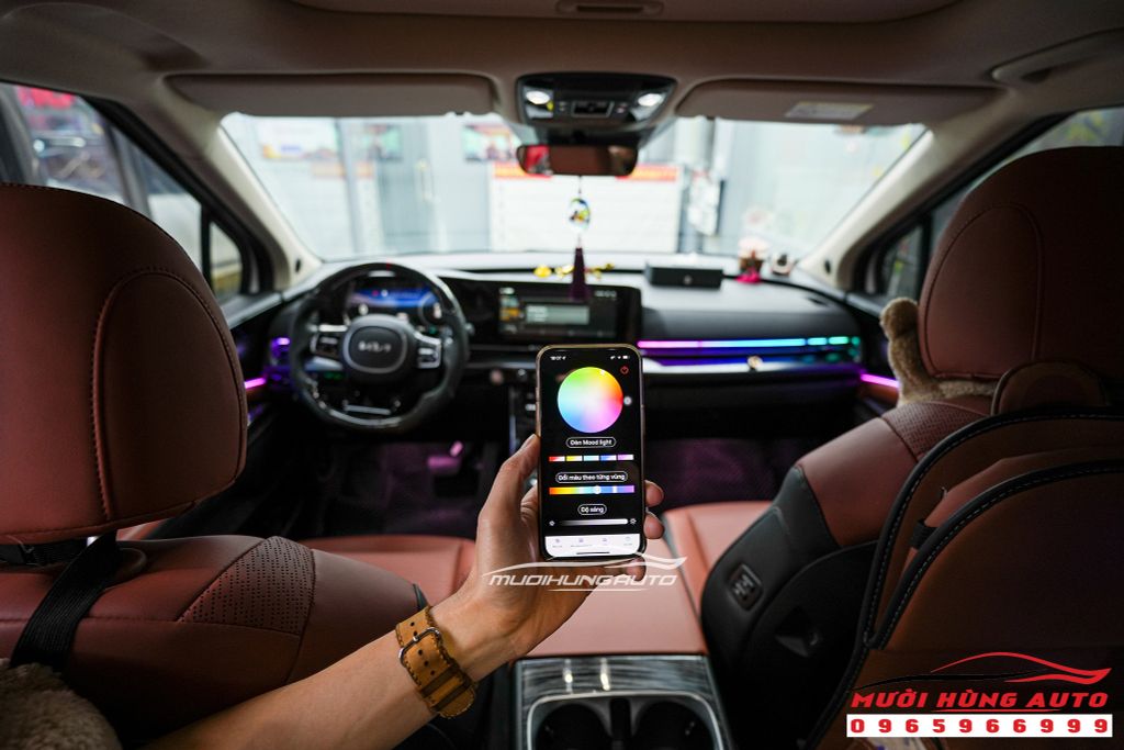 Bỏ Túi 5 Món Phụ Kiện "Hot" Nhất Năm 2022 Cho Xe Kia Carnival