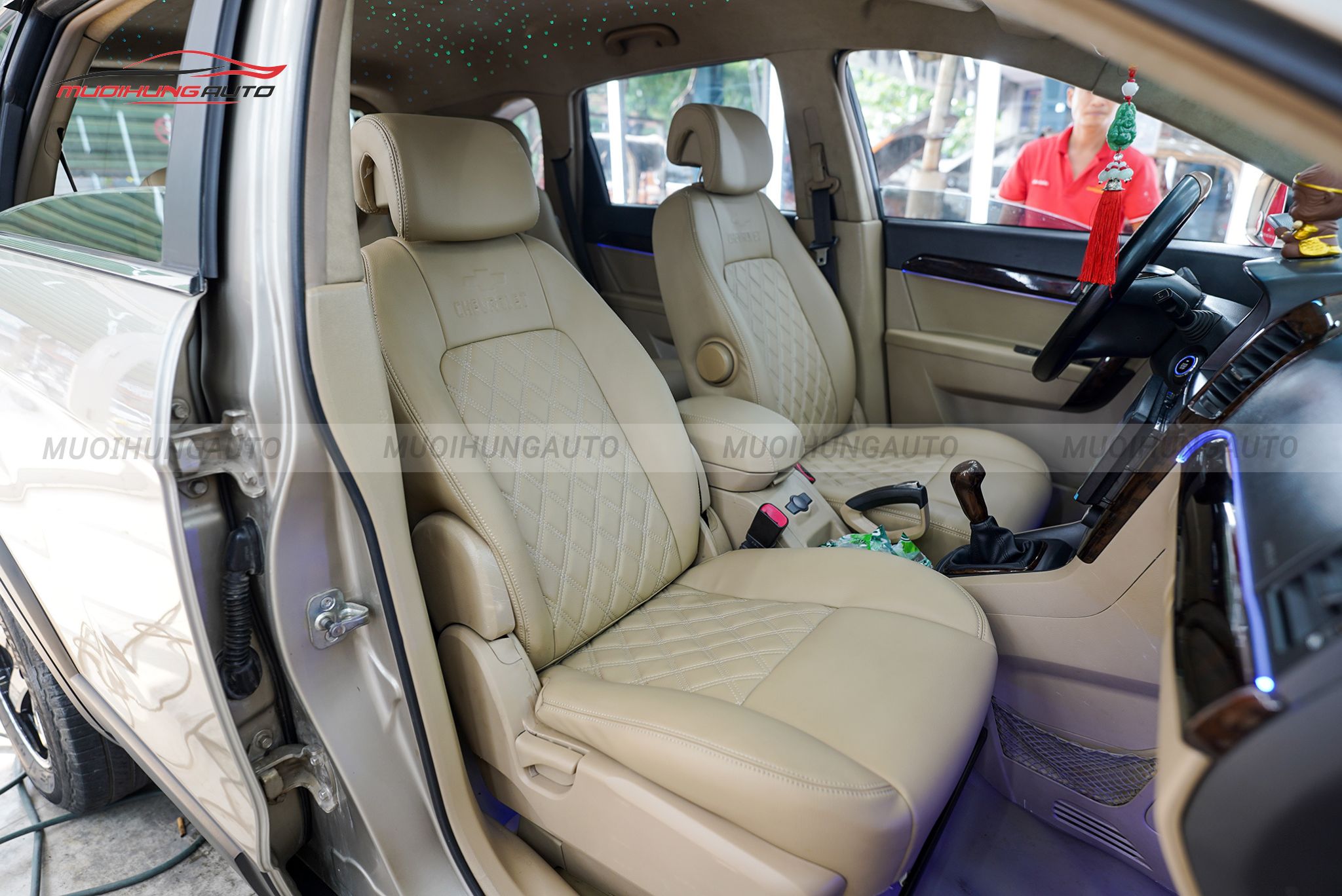 Bọc ghế da Chevrolet Captiva