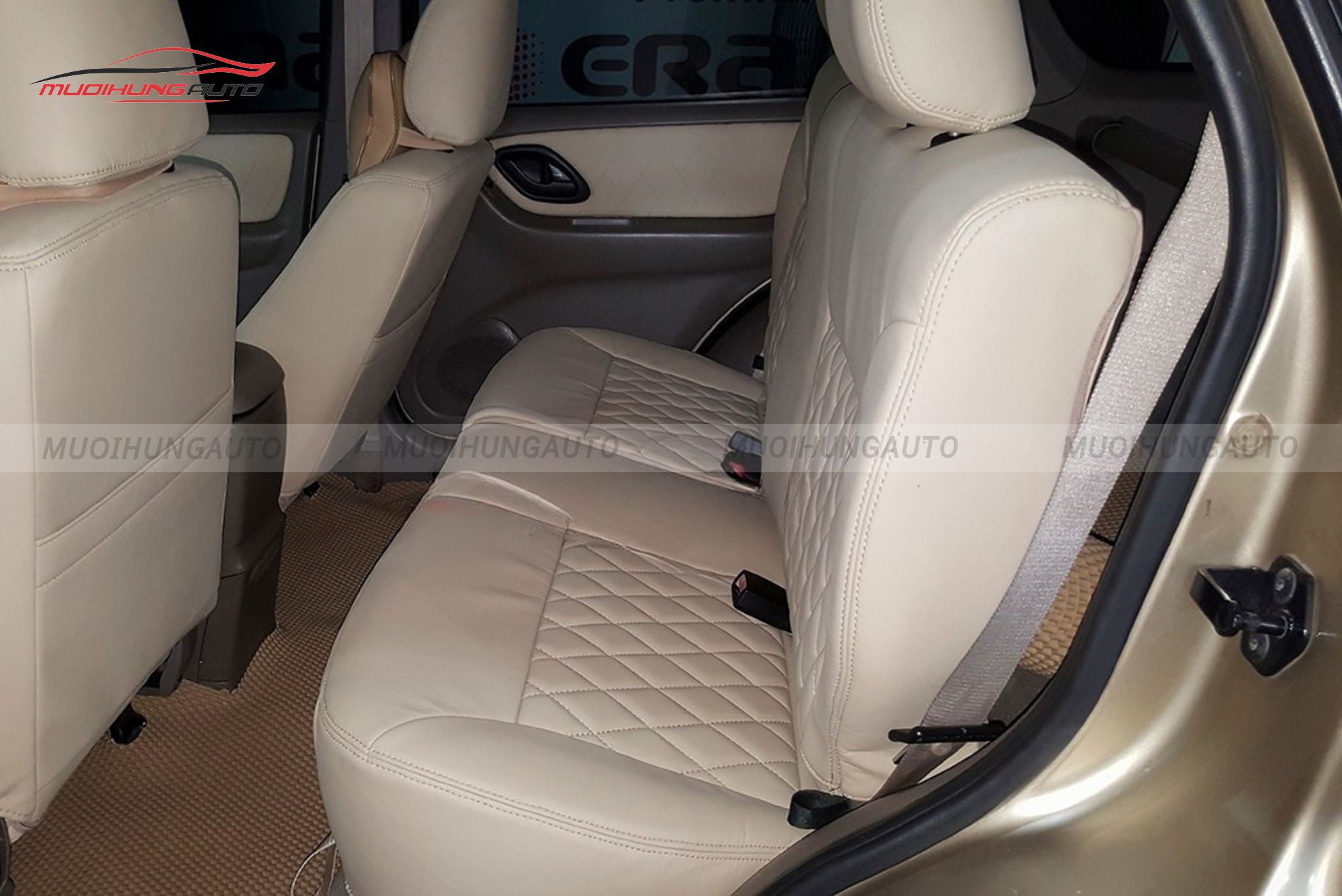 Bọc ghế da cho ô tô Ford Escape