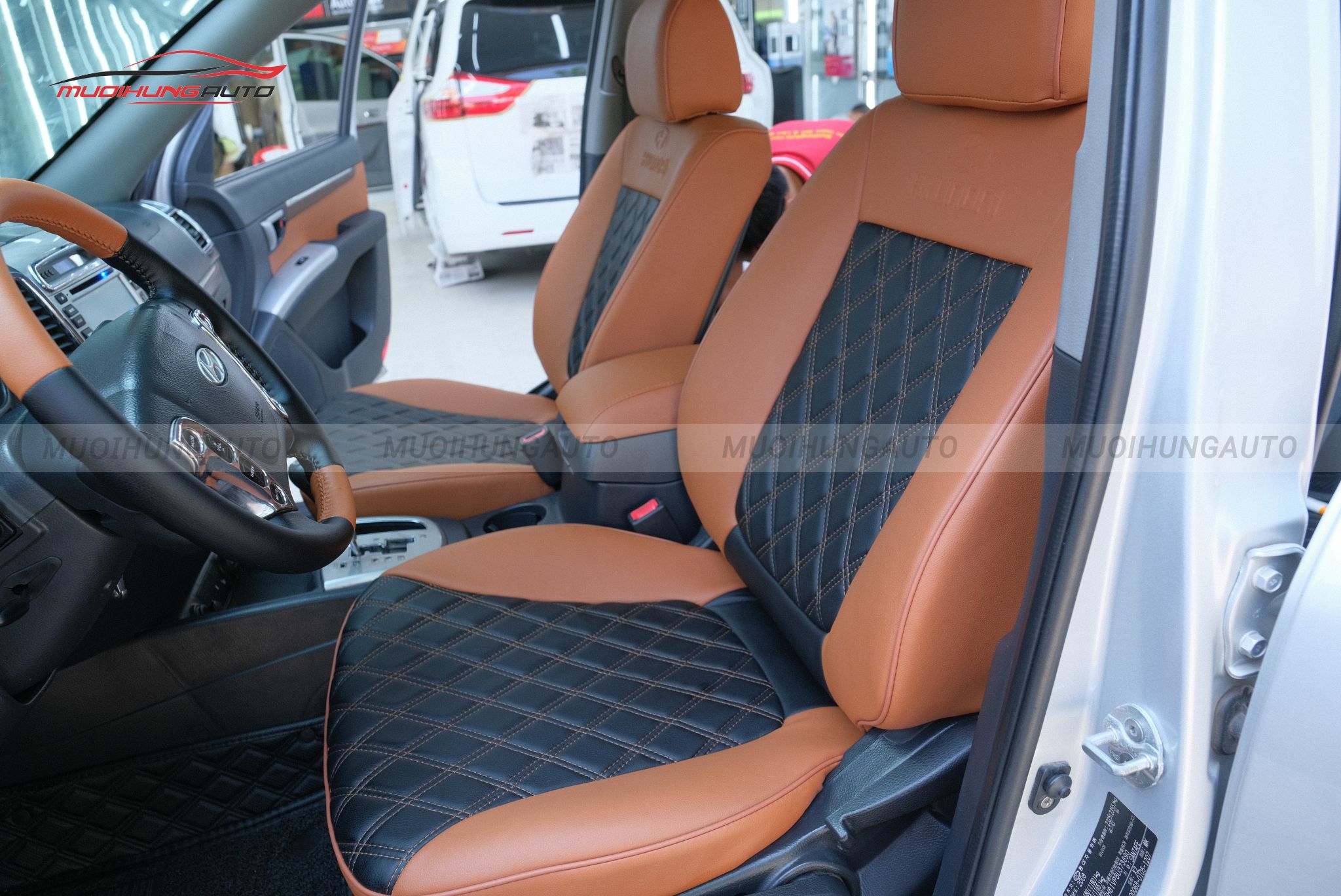 Bọc ghế da cho ô tô Hyundai SantaFe 2019