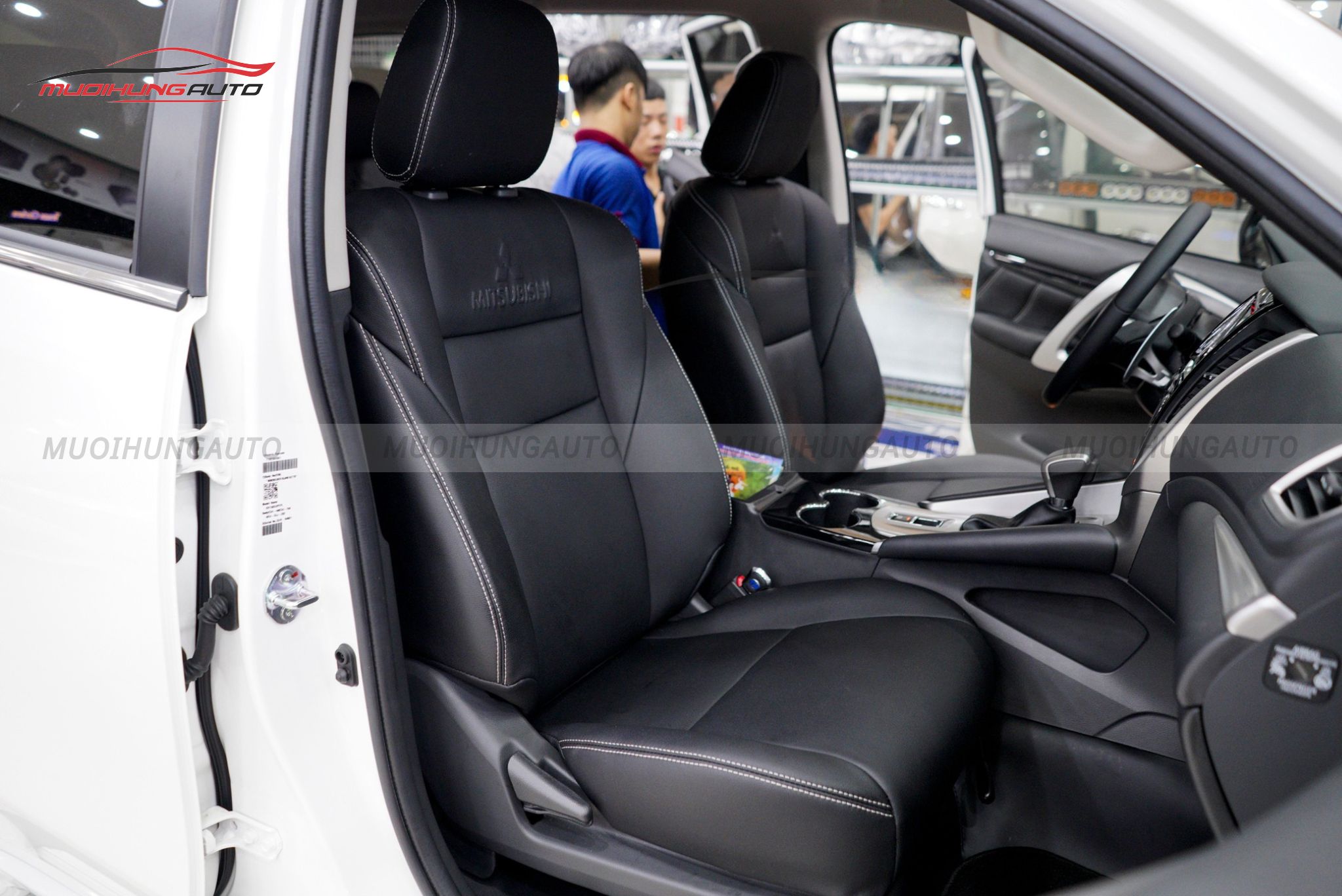 Bọc ghế da cho ô tô Mitsubishi Pajero Sport