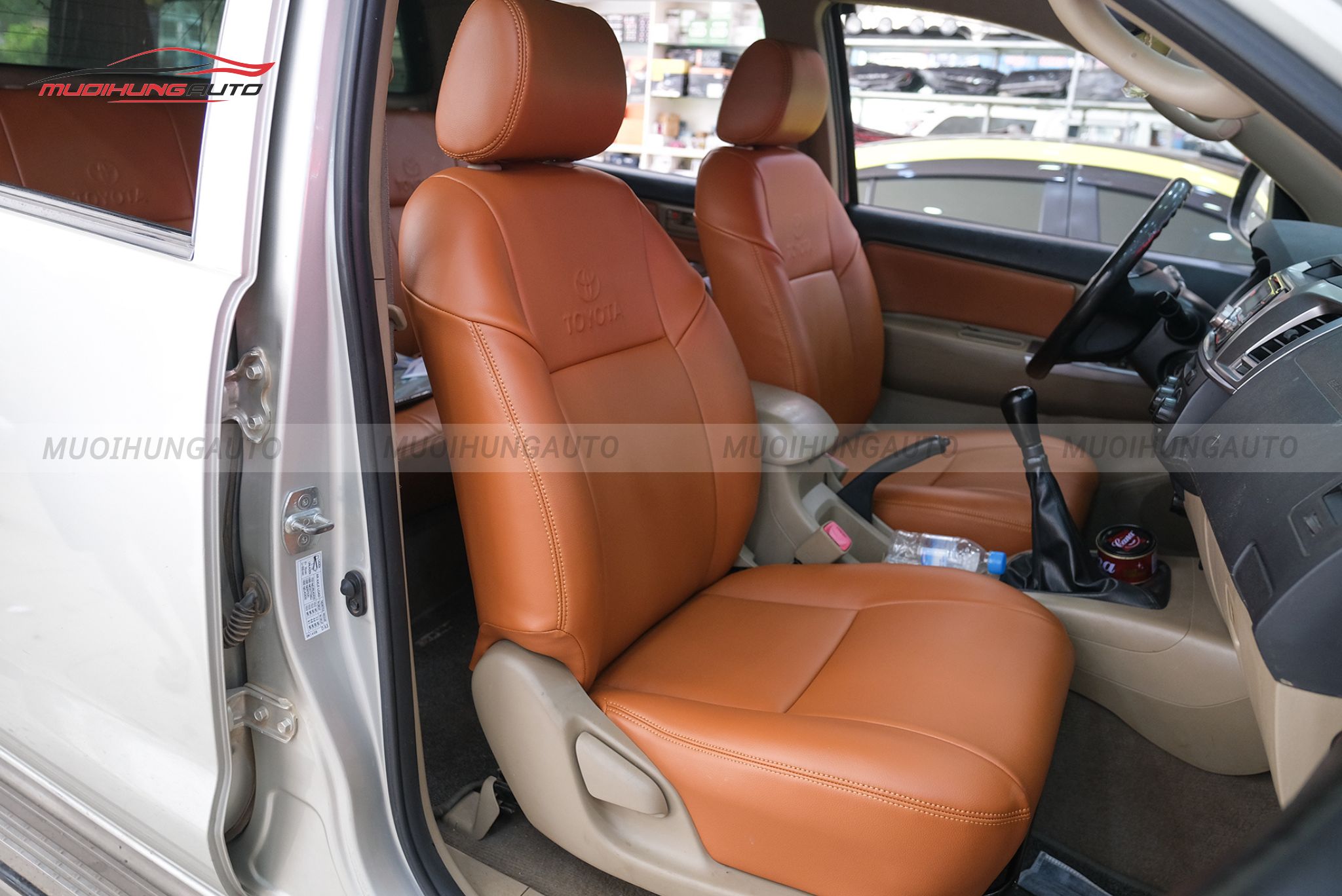 Bọc ghế da cho ô tô Toyota Hilux
