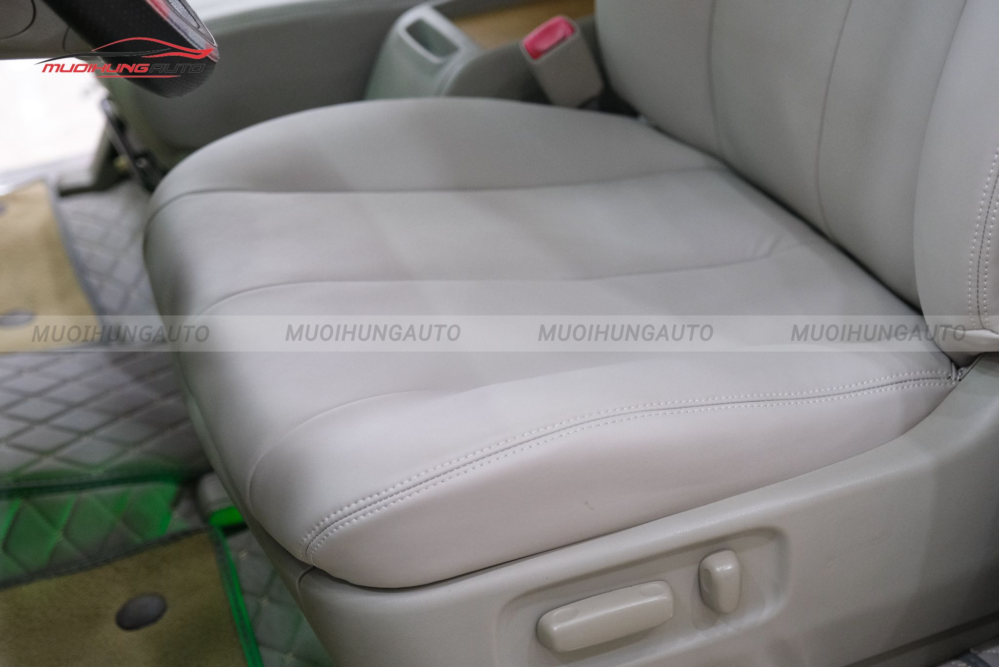 Bọc ghế da cho ô tô Toyota Previa
