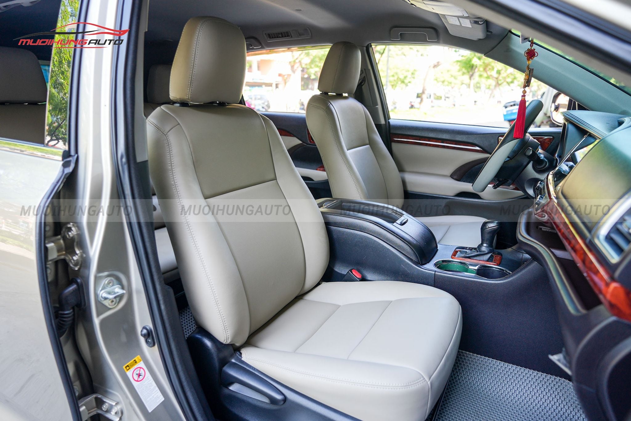 Bọc ghế da cho Toyota Highlander 2015