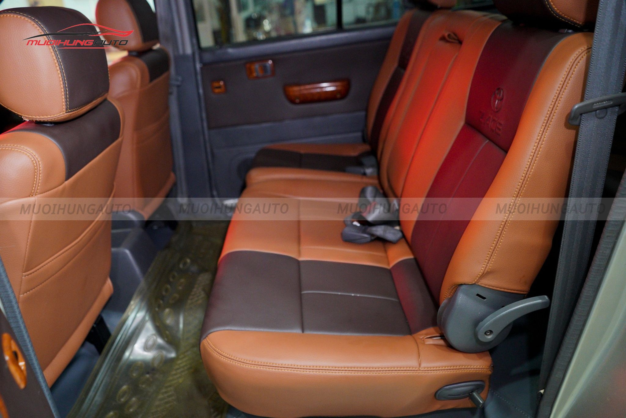 Bọc ghế da cho Toyota Zace