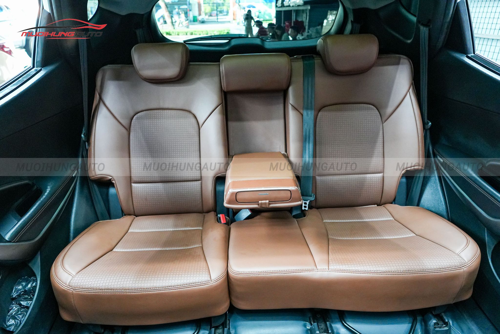 Bọc ghế da cho xe hơi Hyundai SantaFe 2014