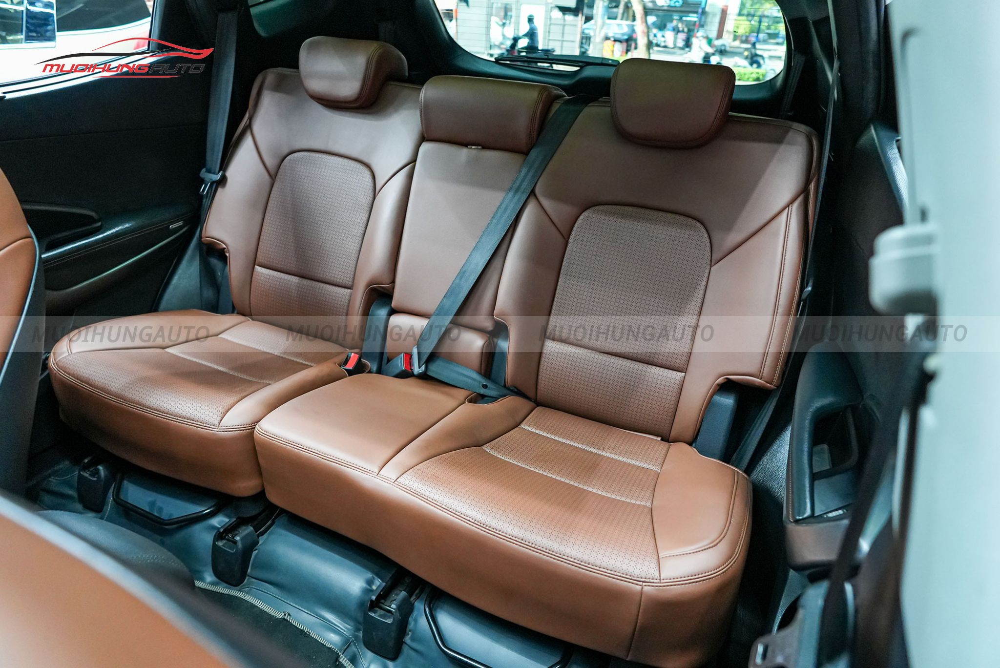 Bọc ghế da cho xe Hyundai SantaFe 2014