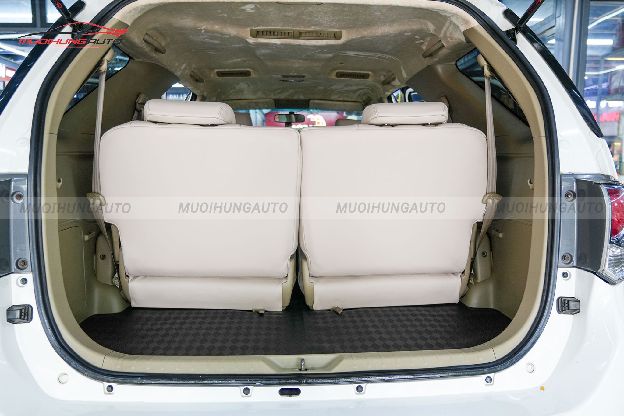 Bọc ghế da cho xe ô tô Toyota Fortuner 2015