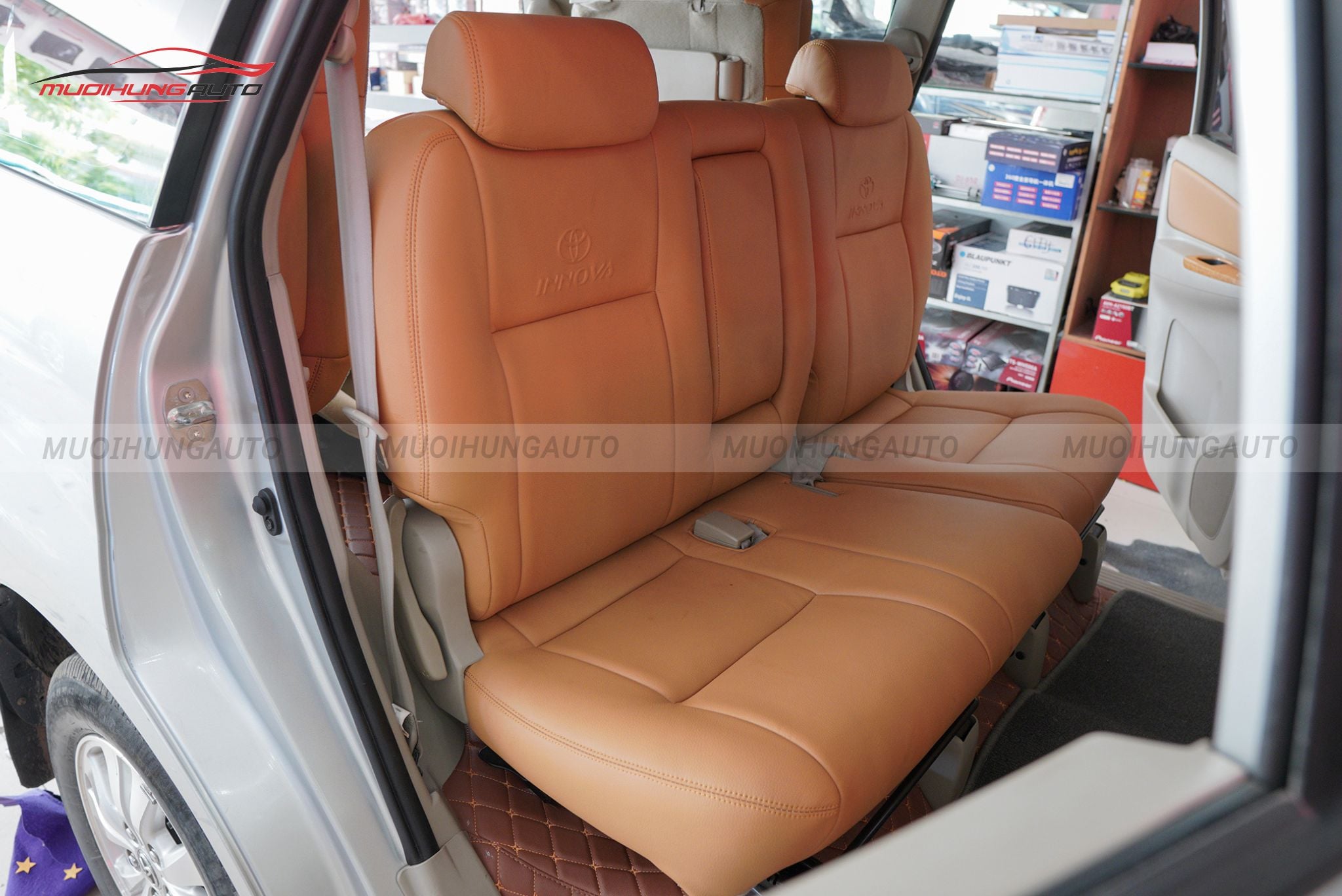 Bọc ghế da cho xe Toyota Innova