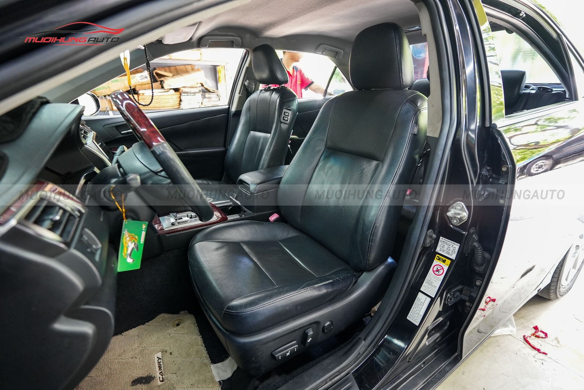 Bọc ghế da ô tô Toyota Camry 2013