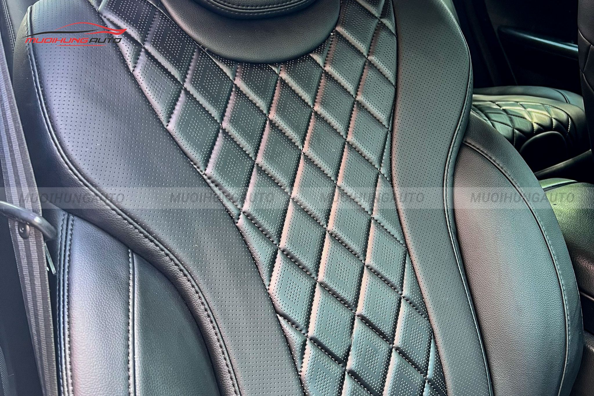 Bọc ghế da Porsche Cayenne 2008