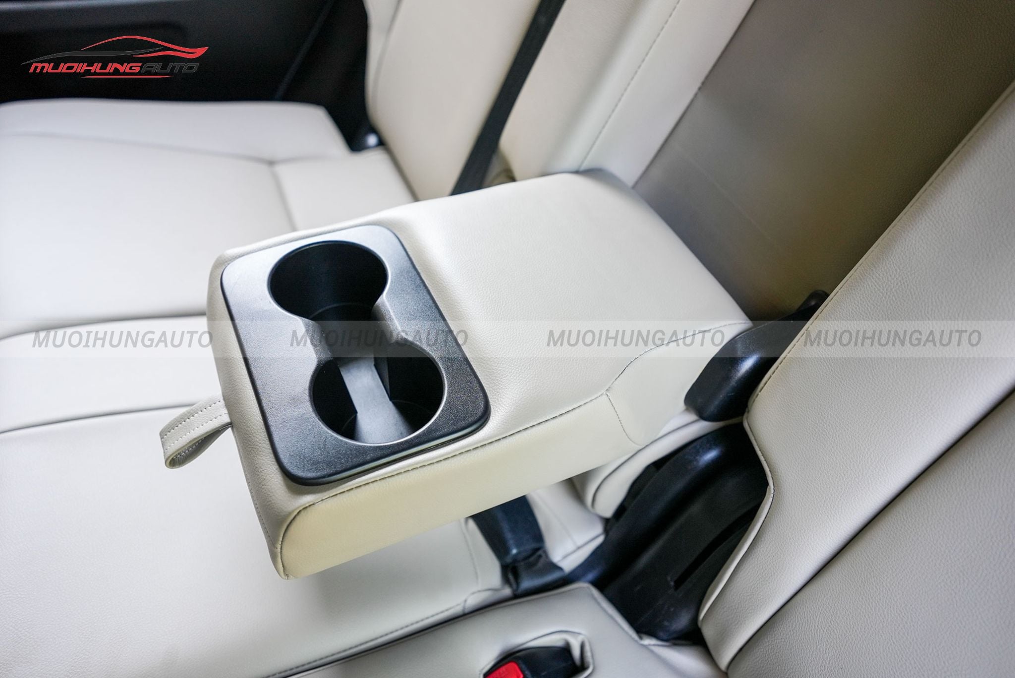 Bọc ghế da Toyota Highlander 2015