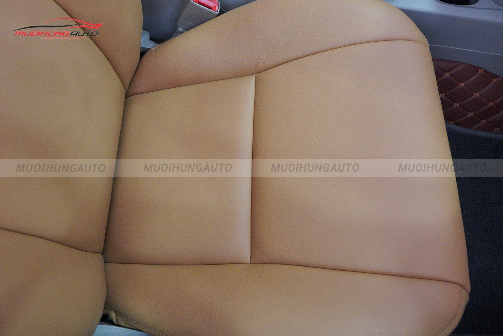 Bọc ghế da Toyota Innova