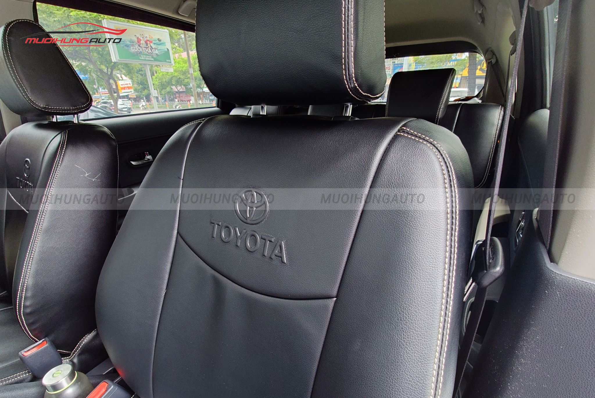 Bọc ghế da Toyota Rush 2020