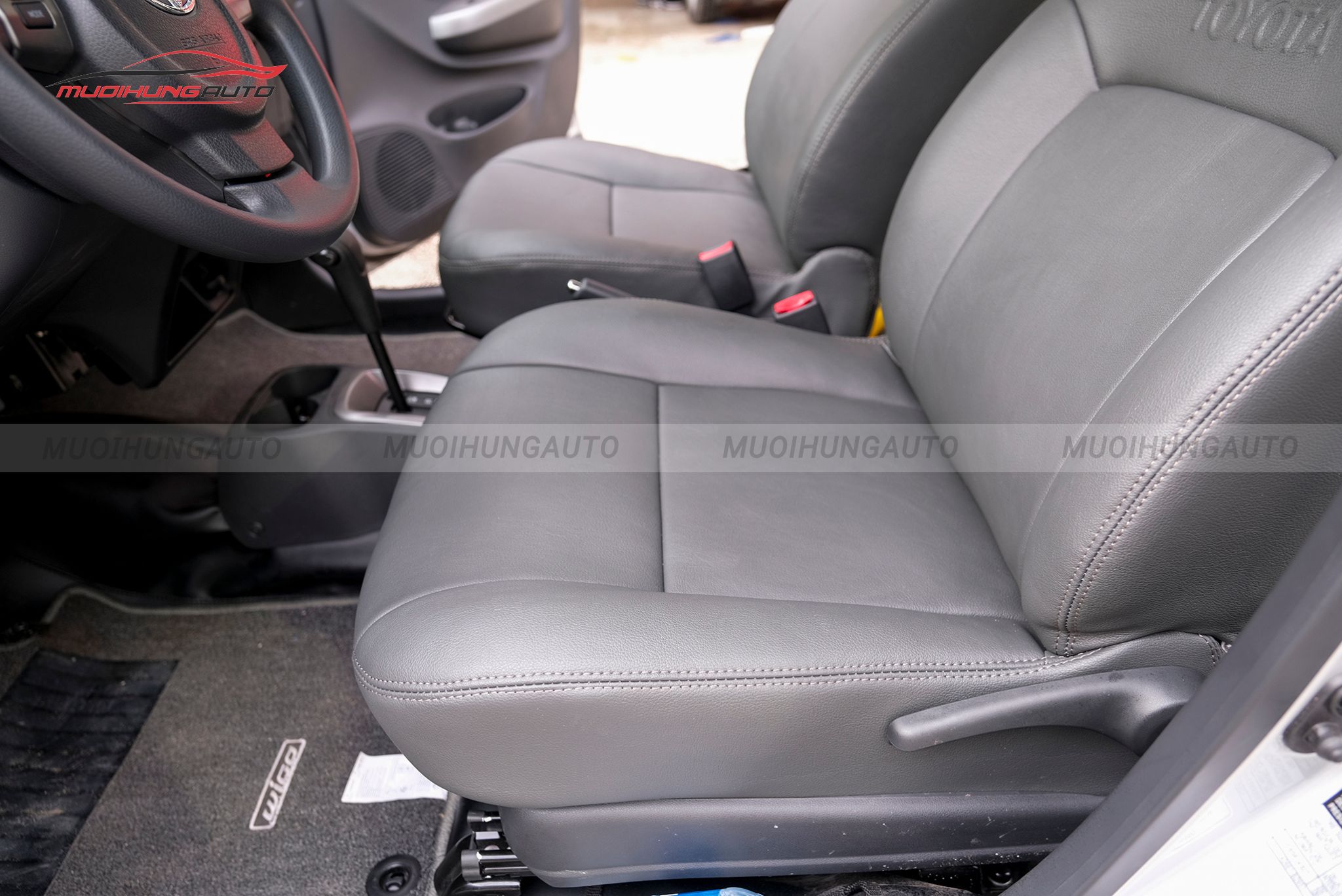 Bọc ghế da Toyota Wigo