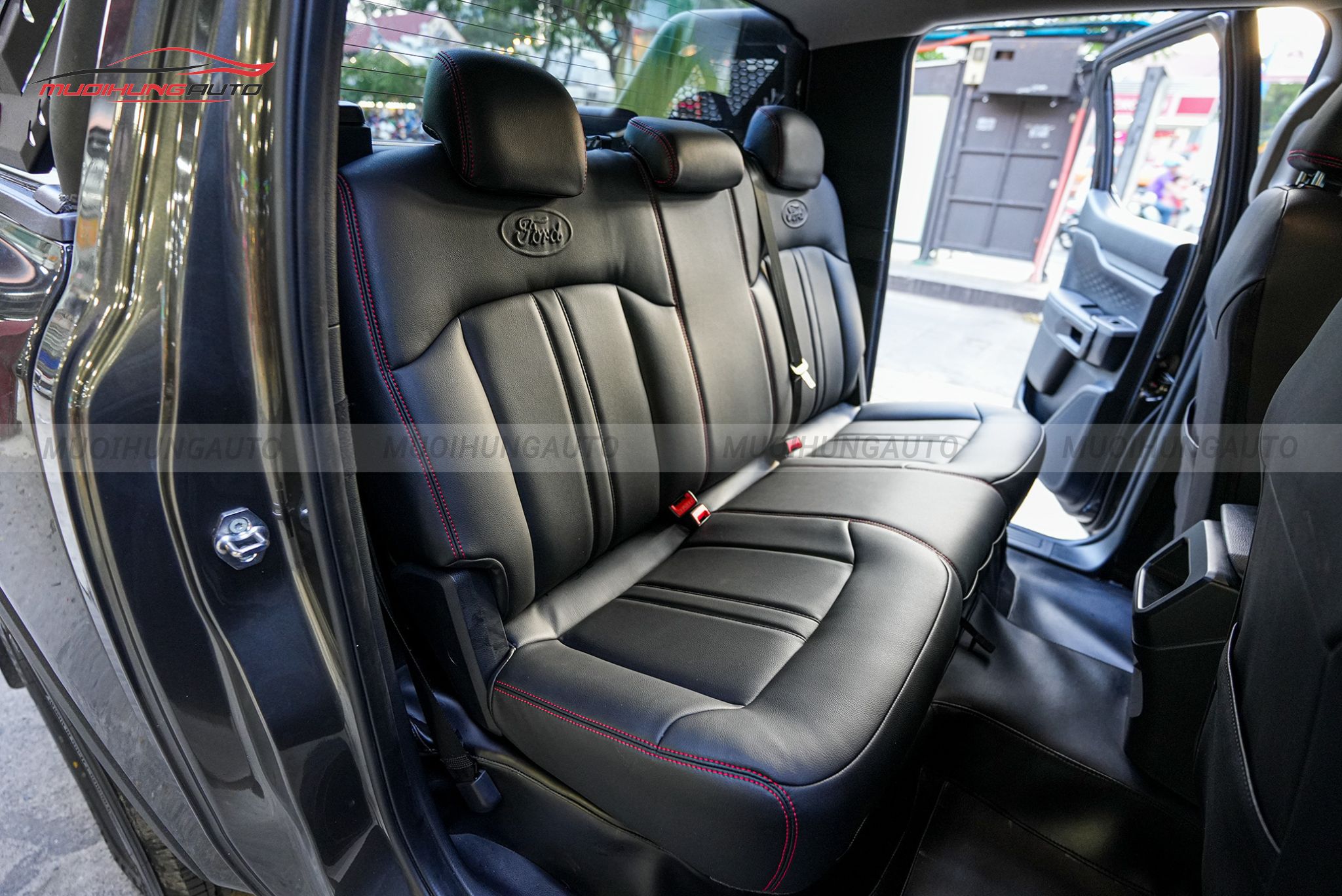 Bọc ghế da xe hơi Ford Ranger