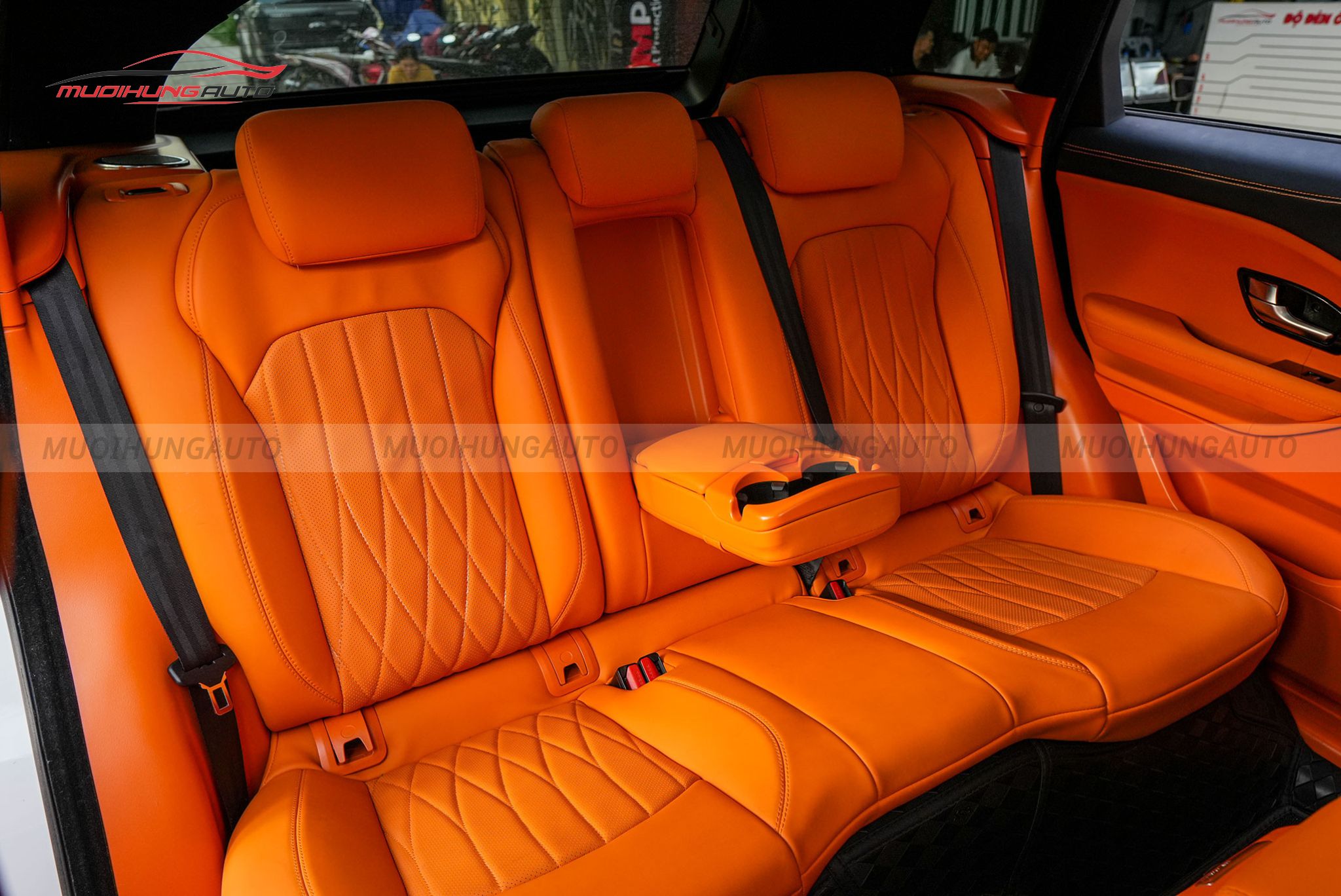 Bọc ghế da xe hơi Range Rover 2015