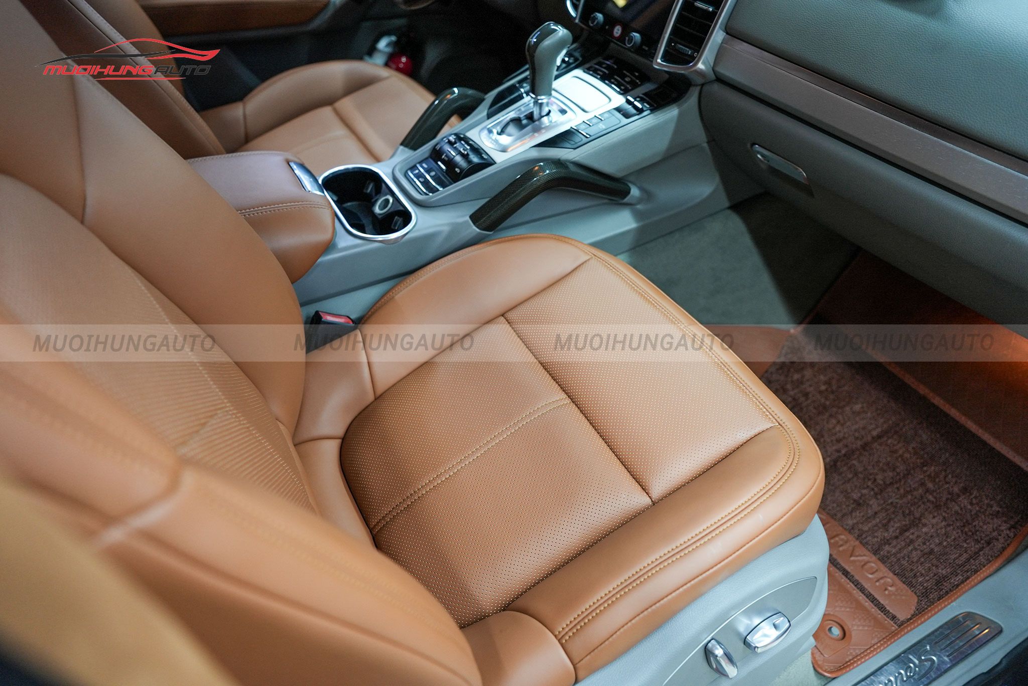 Bọc ghế da xe Porsche