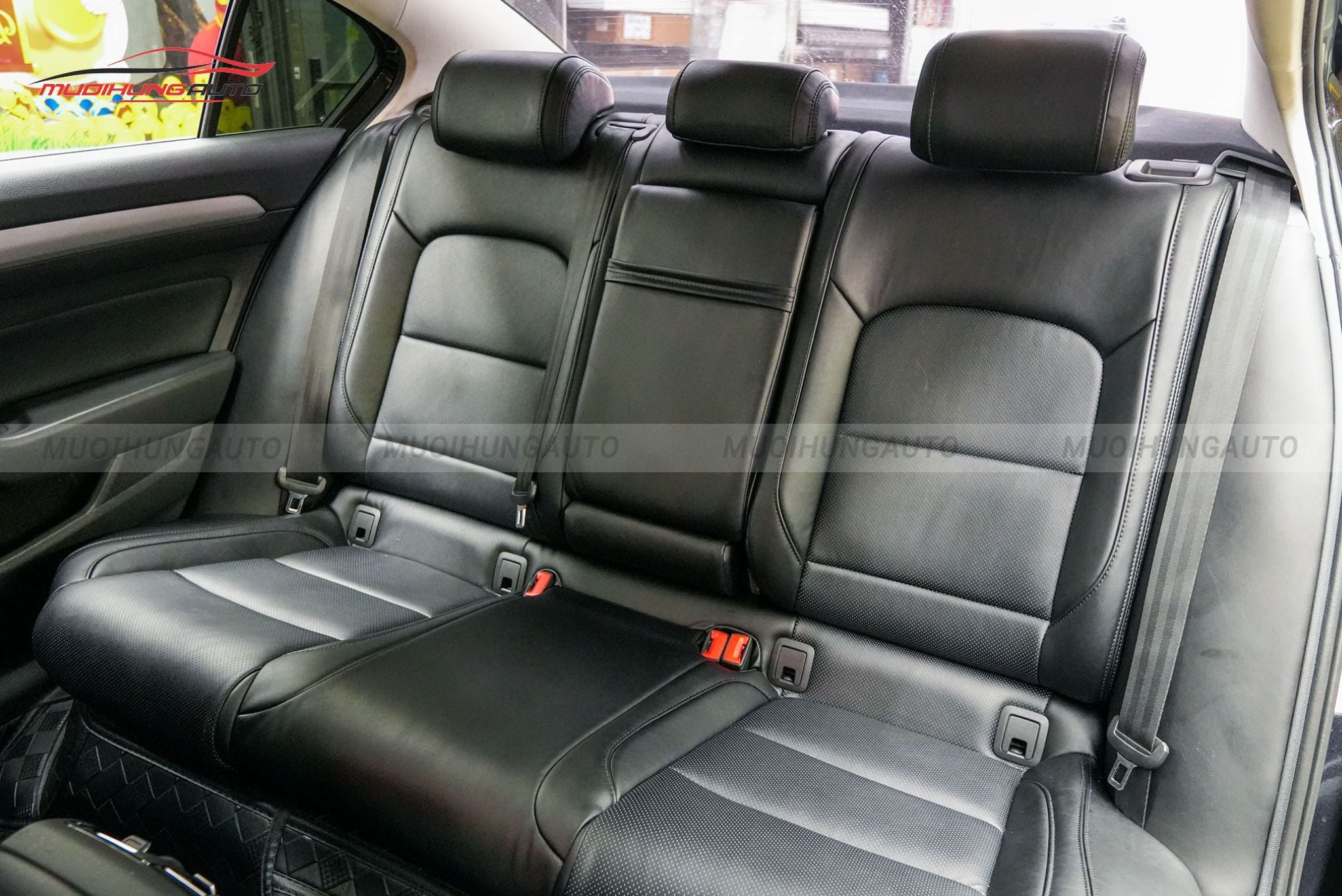 Bọc ghế da xe Volkswagen Passat 2018