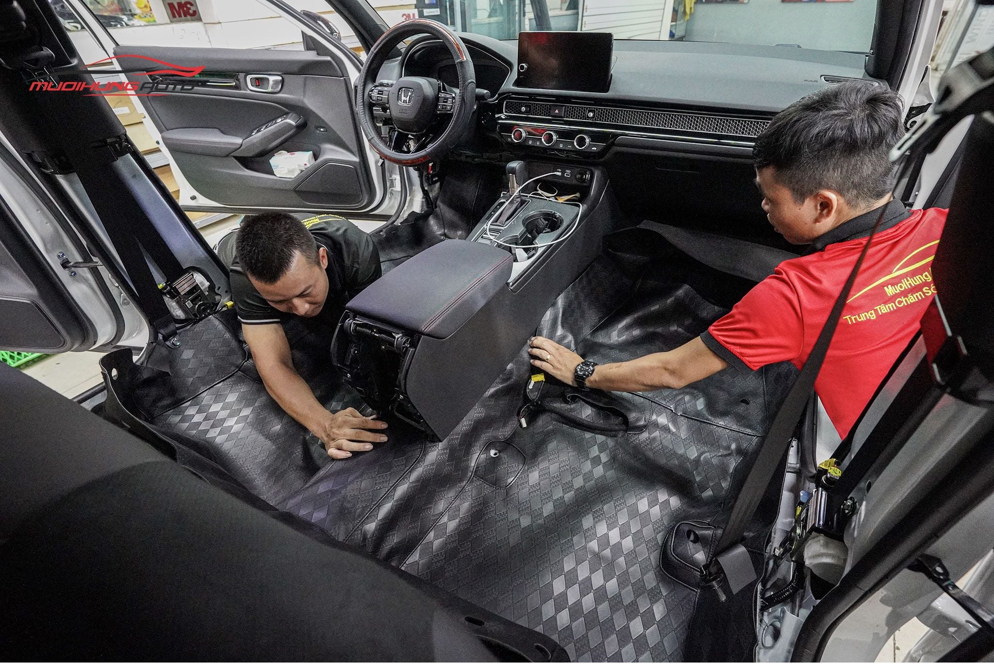 Bọc sàn Lavor cho xe Honda Civic RS