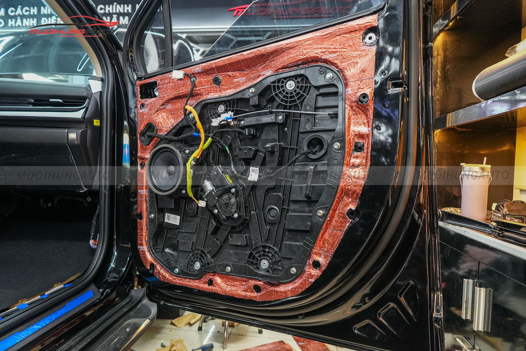 Cách âm 4 cánh cửa Kia Carnival 2025