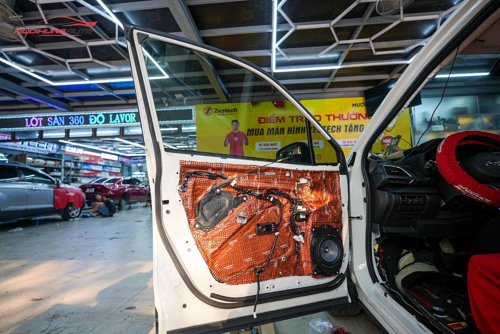 Cách âm 4 cánh cửa xe Subaru Forester 2023