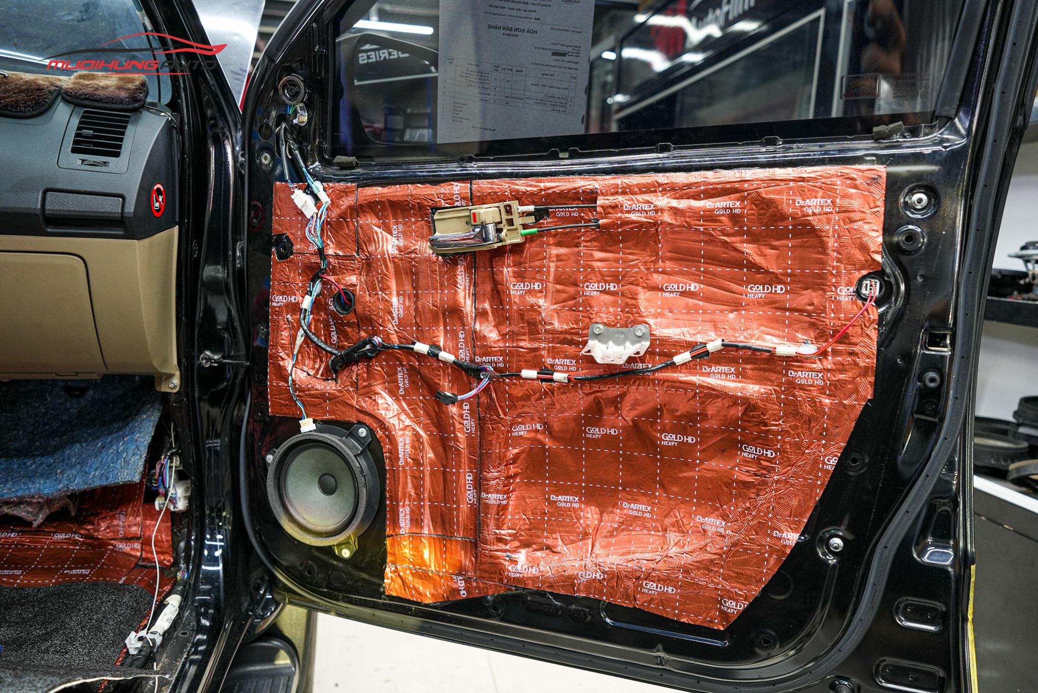 Cách âm 4 cửa xe hơi Toyota Fortuner 2015