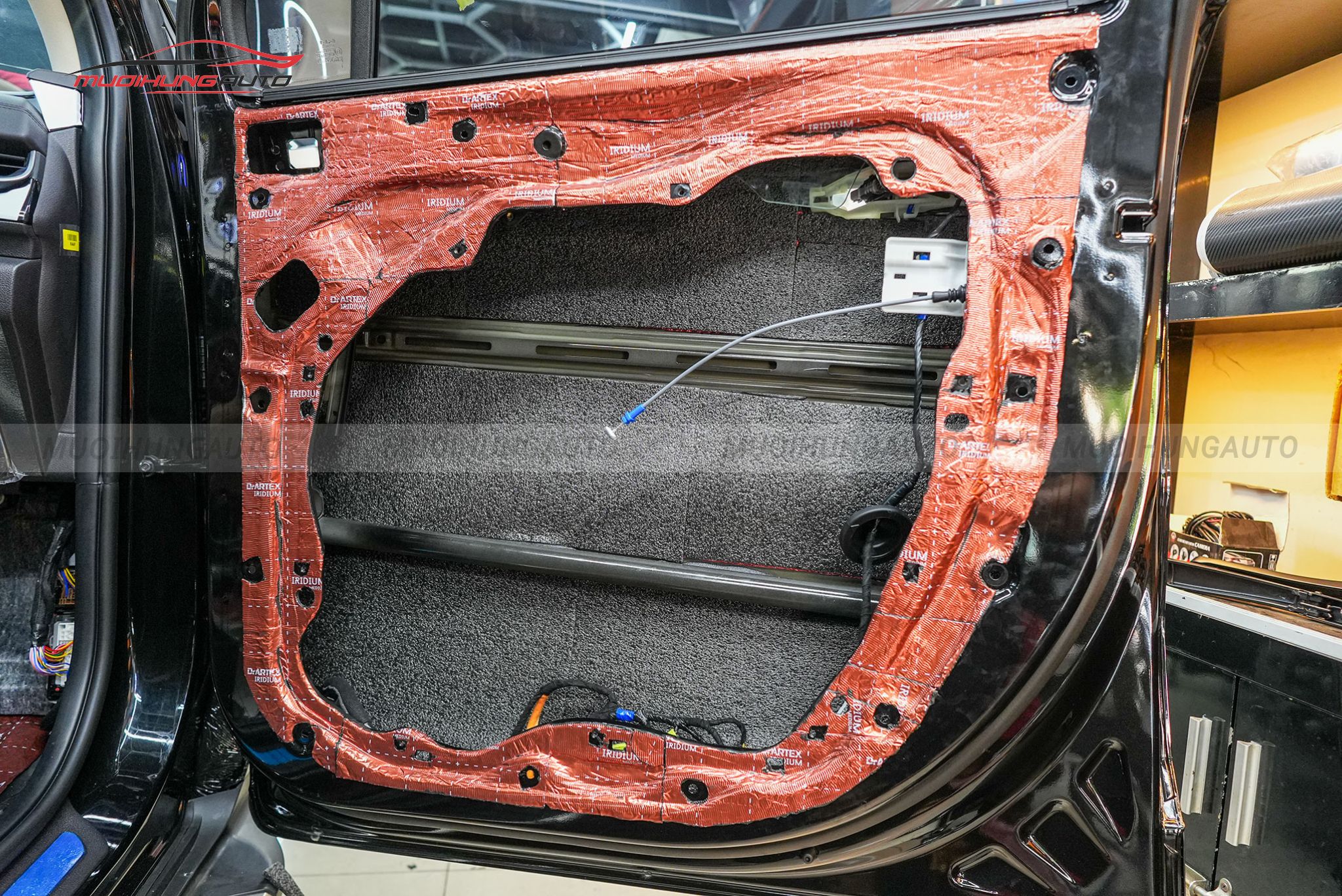 Cách âm 4 cửa xe Kia Carnival 2025