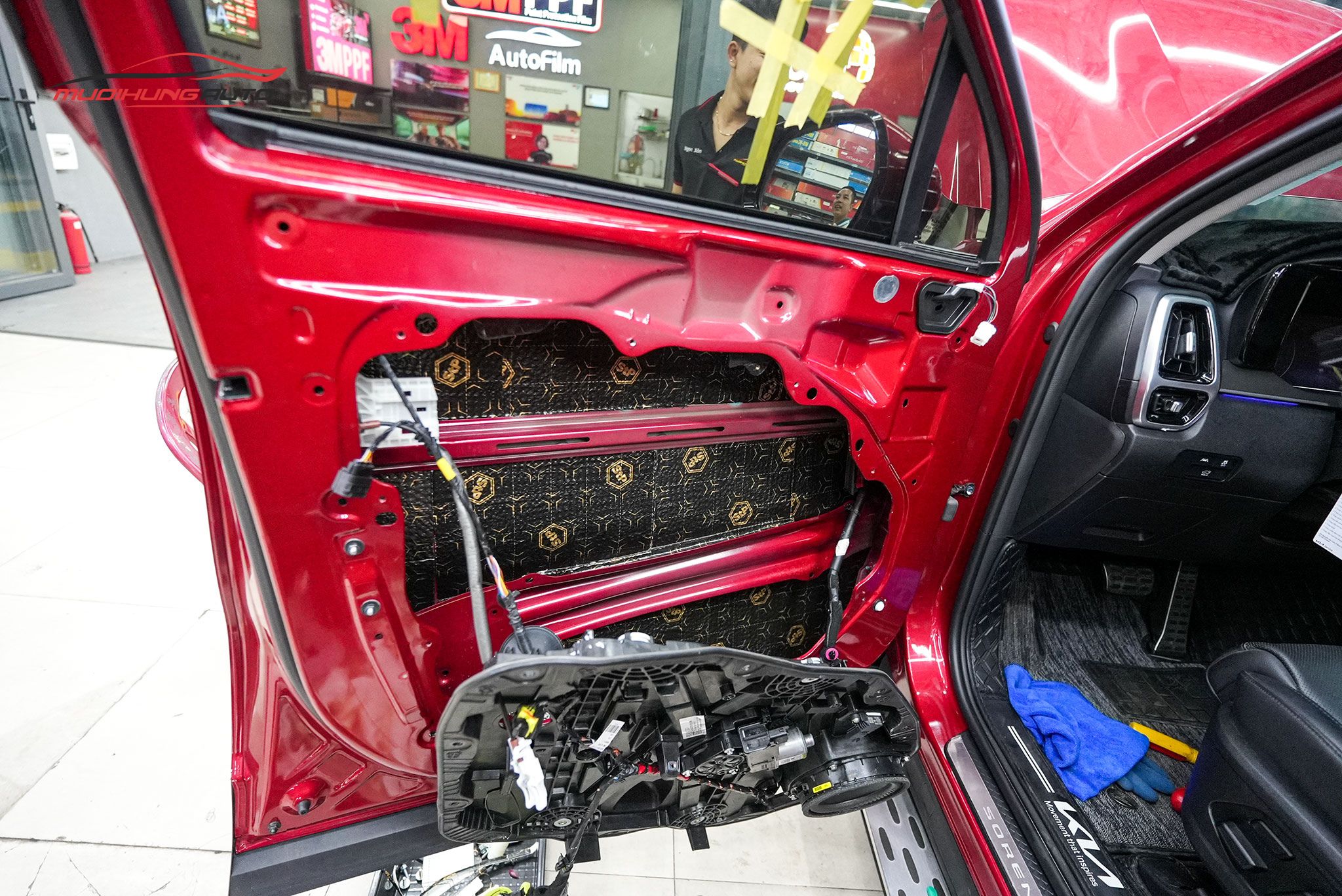 Cách âm 4 cửa xe Kia Sorento 2023