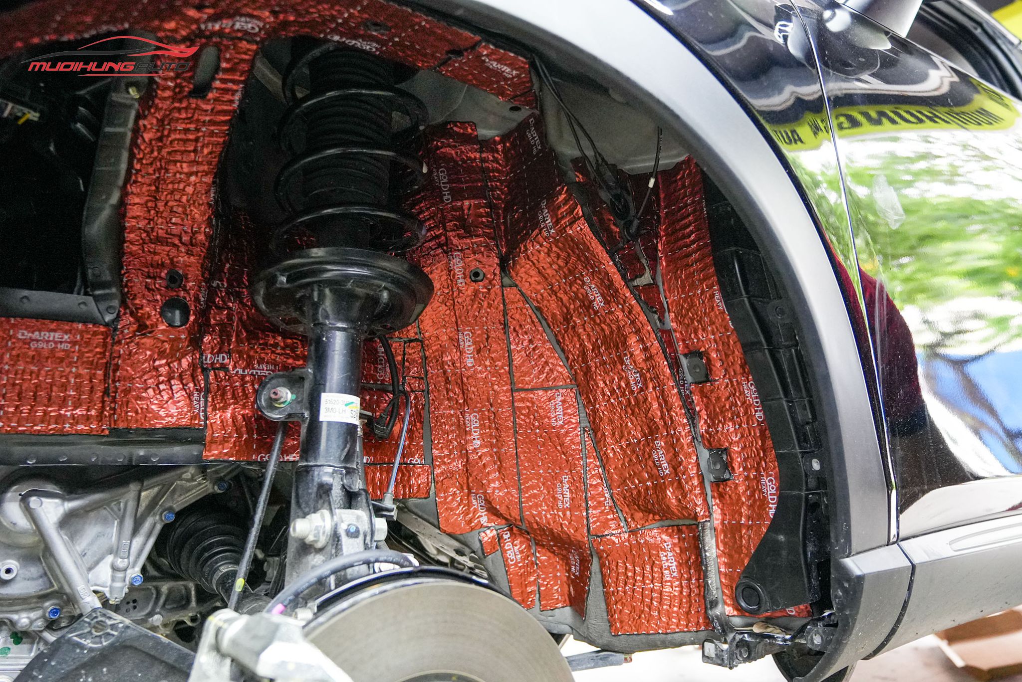 Cách âm 4 hốc bánh cho xe Honda HRV 2024