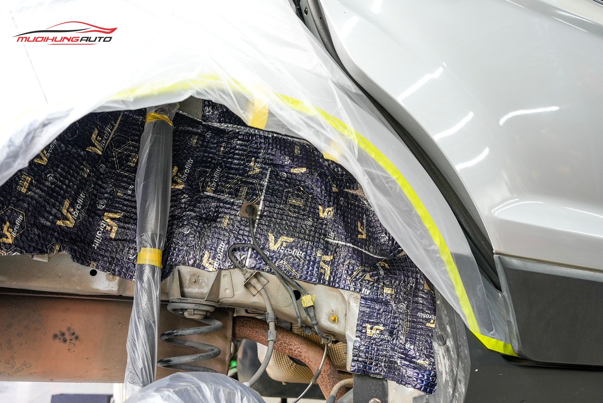 Cách âm 4 hốc bánh Ford Ecosport 2016