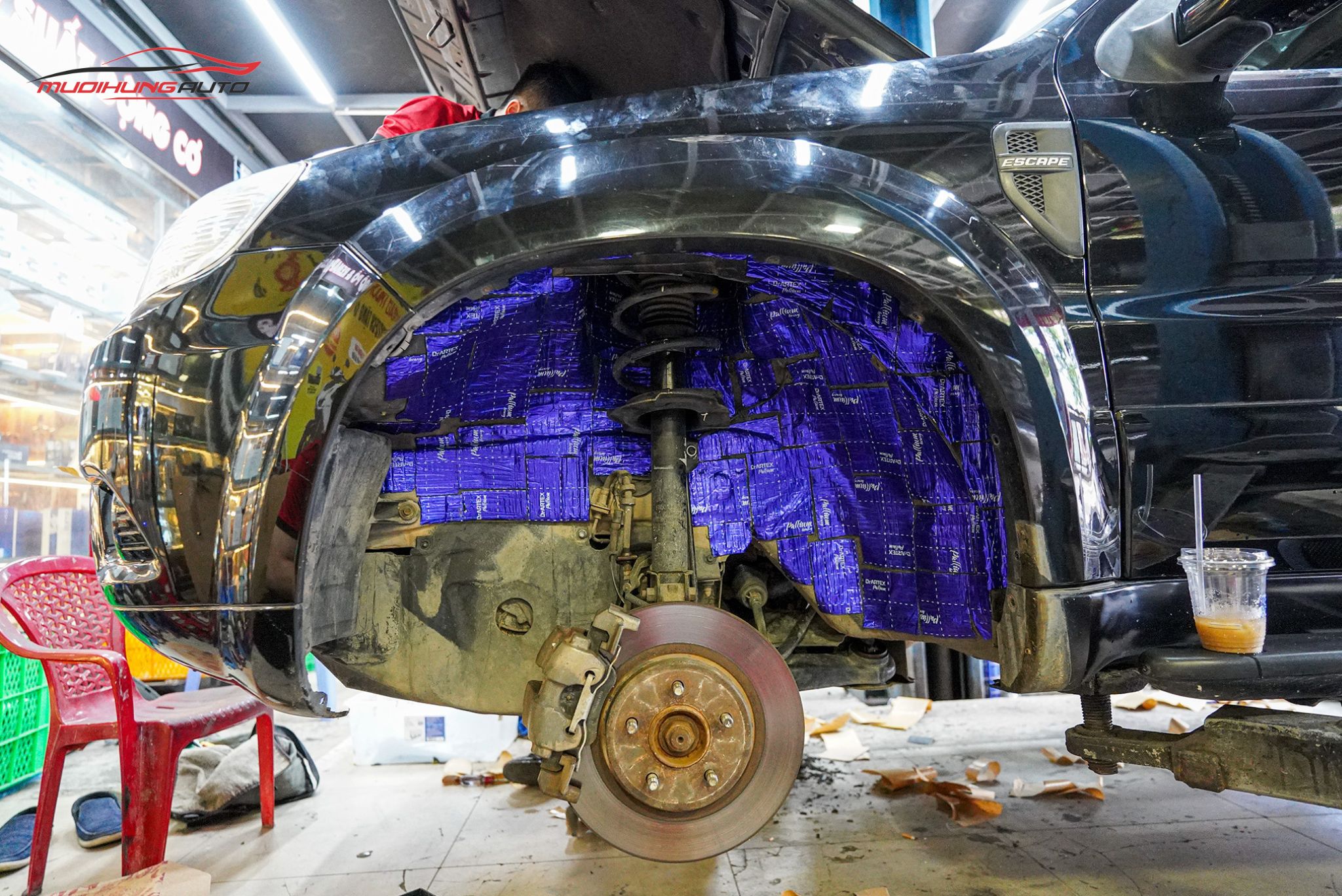 Cách âm 4 hốc bánh Ford Escape