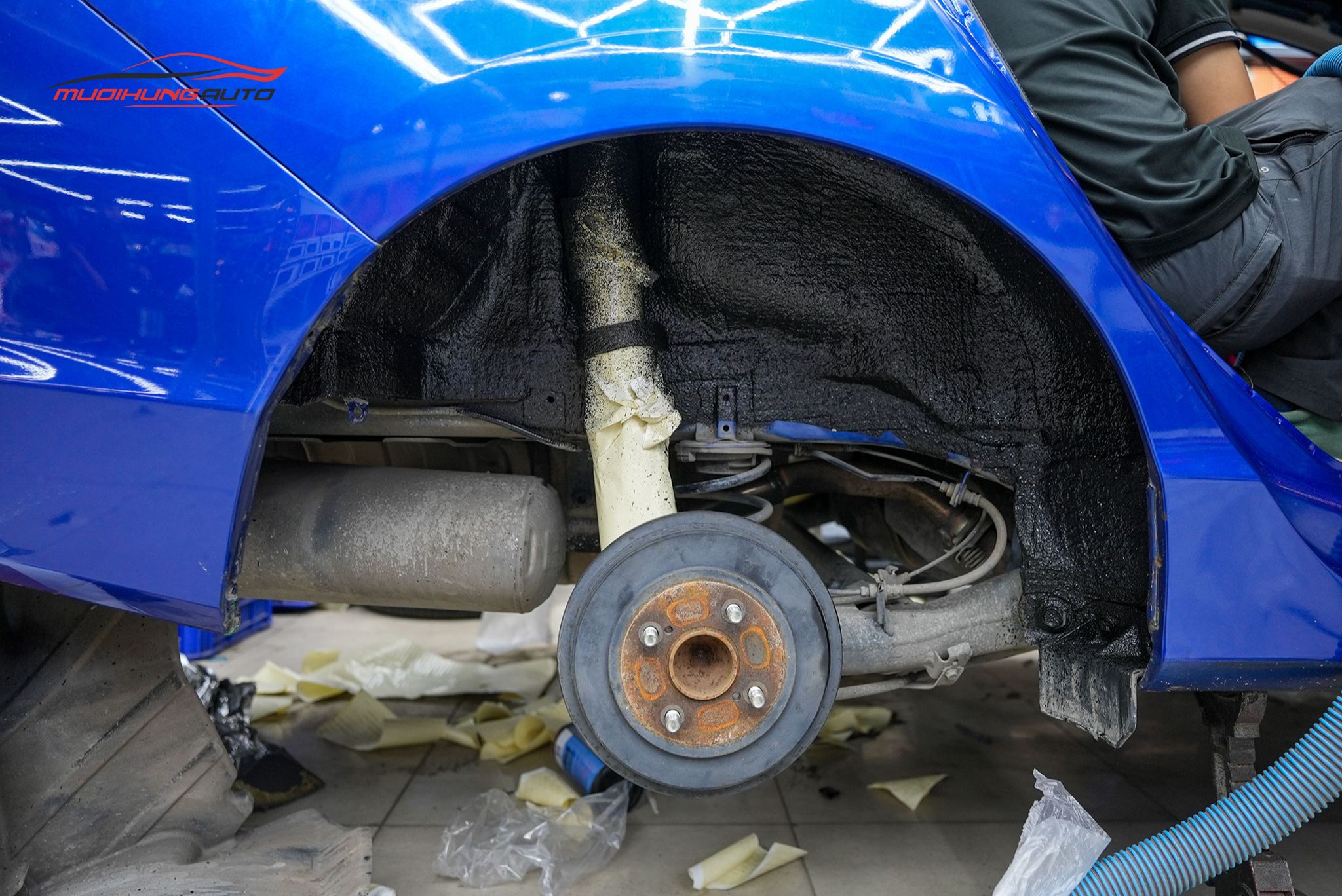 Cách âm 4 hốc bánh Honda City 2016