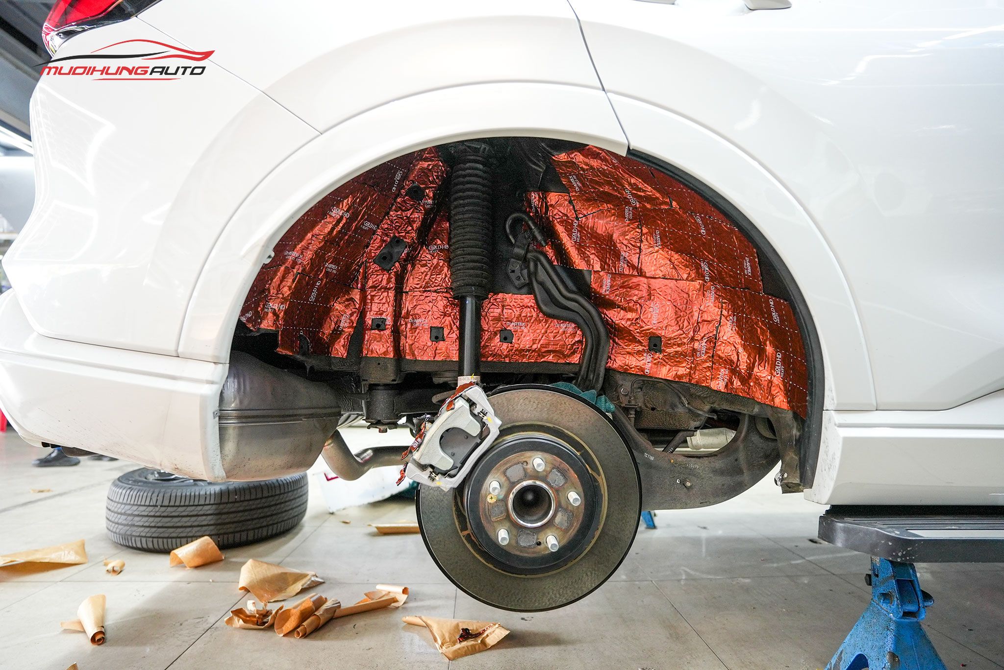 Cách âm 4 hốc bánh Honda CRV 2024