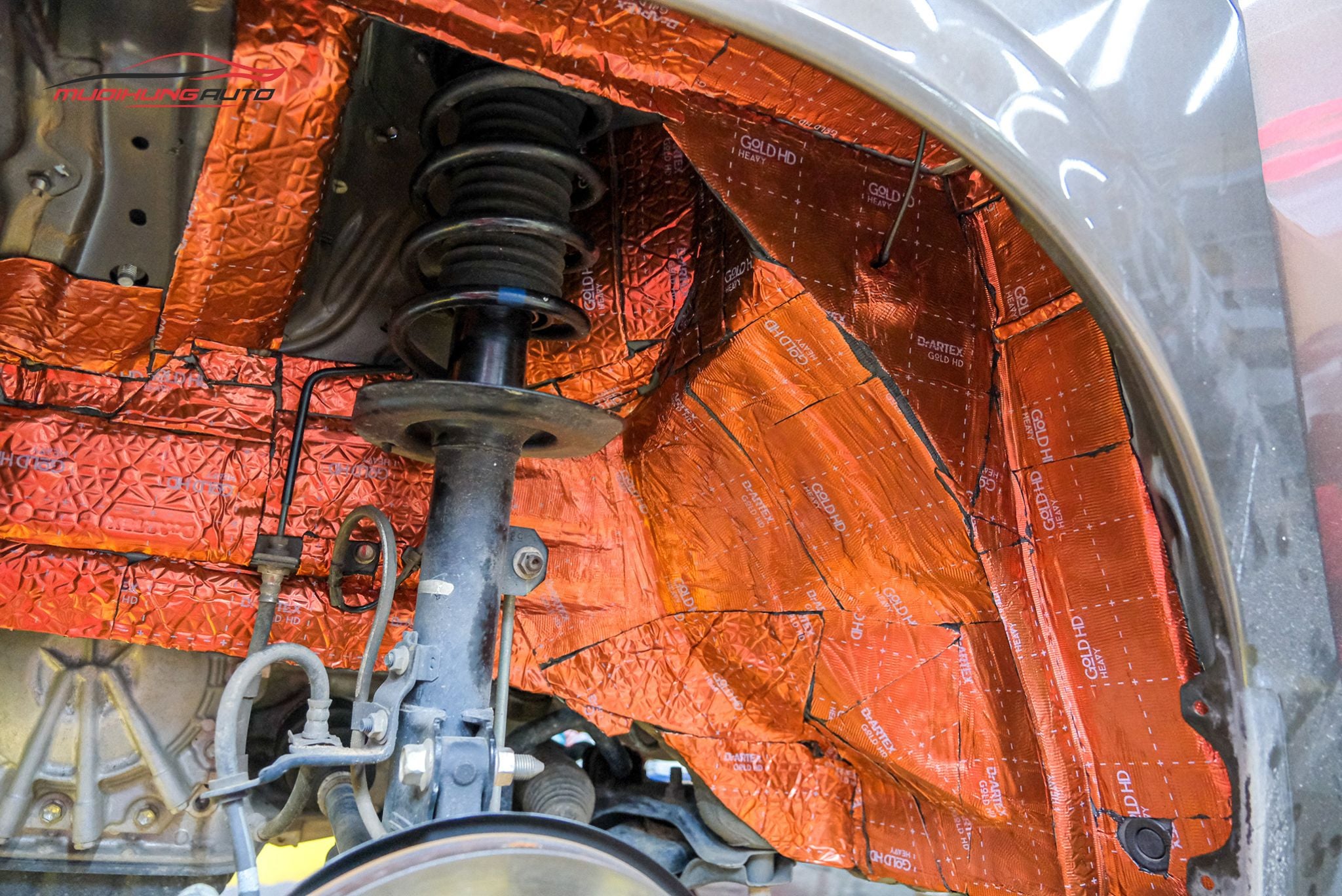 Cách âm 4 hốc bánh Mitsubishi Xpander