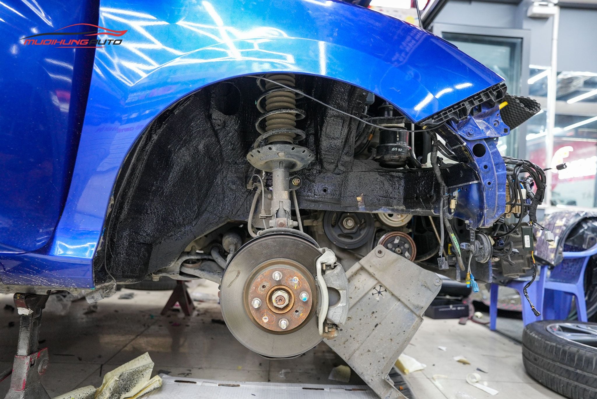 Cách âm 4 hốc bánh xe Honda City 2016