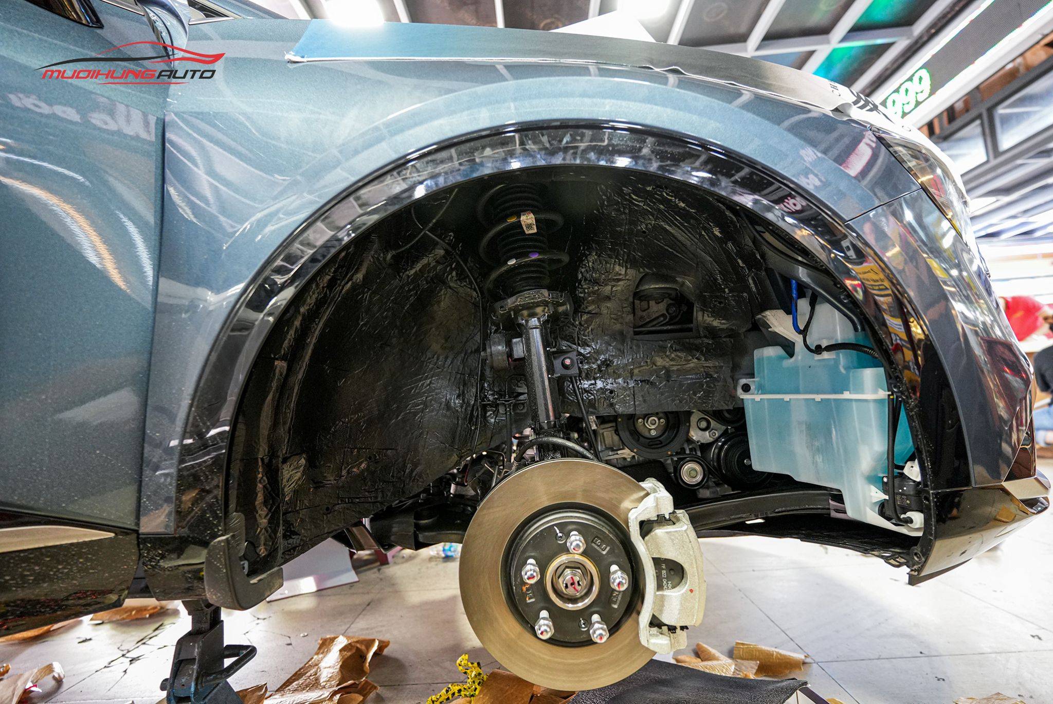 Cách âm 4 hốc bánh xe Kia Sportage 2022