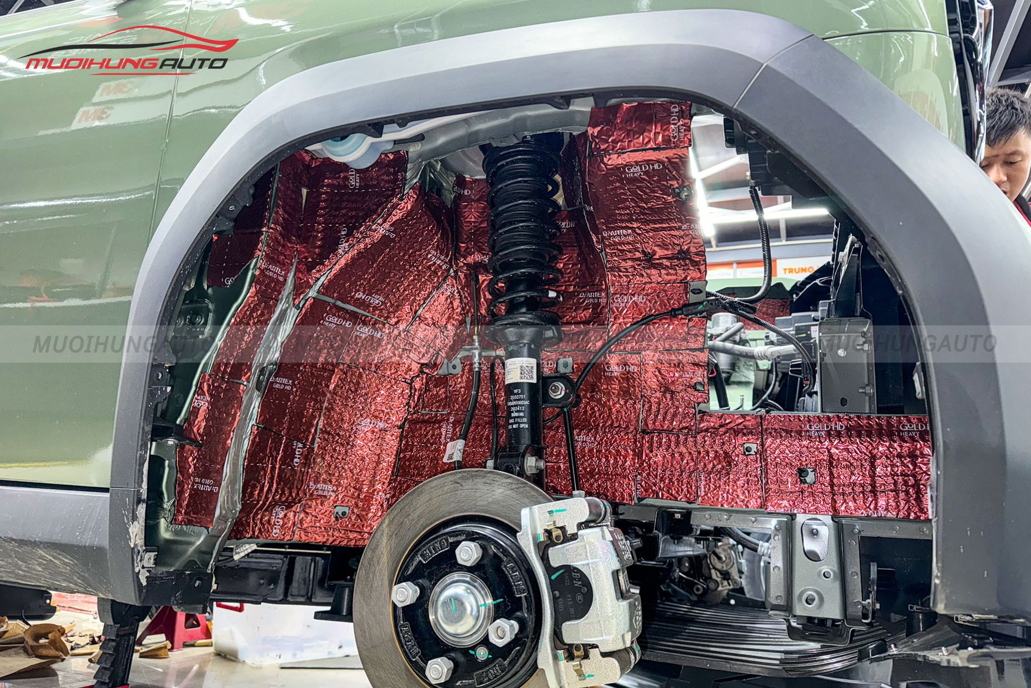 Cách âm 4 hốc bánh xe Vinfast Minio Green