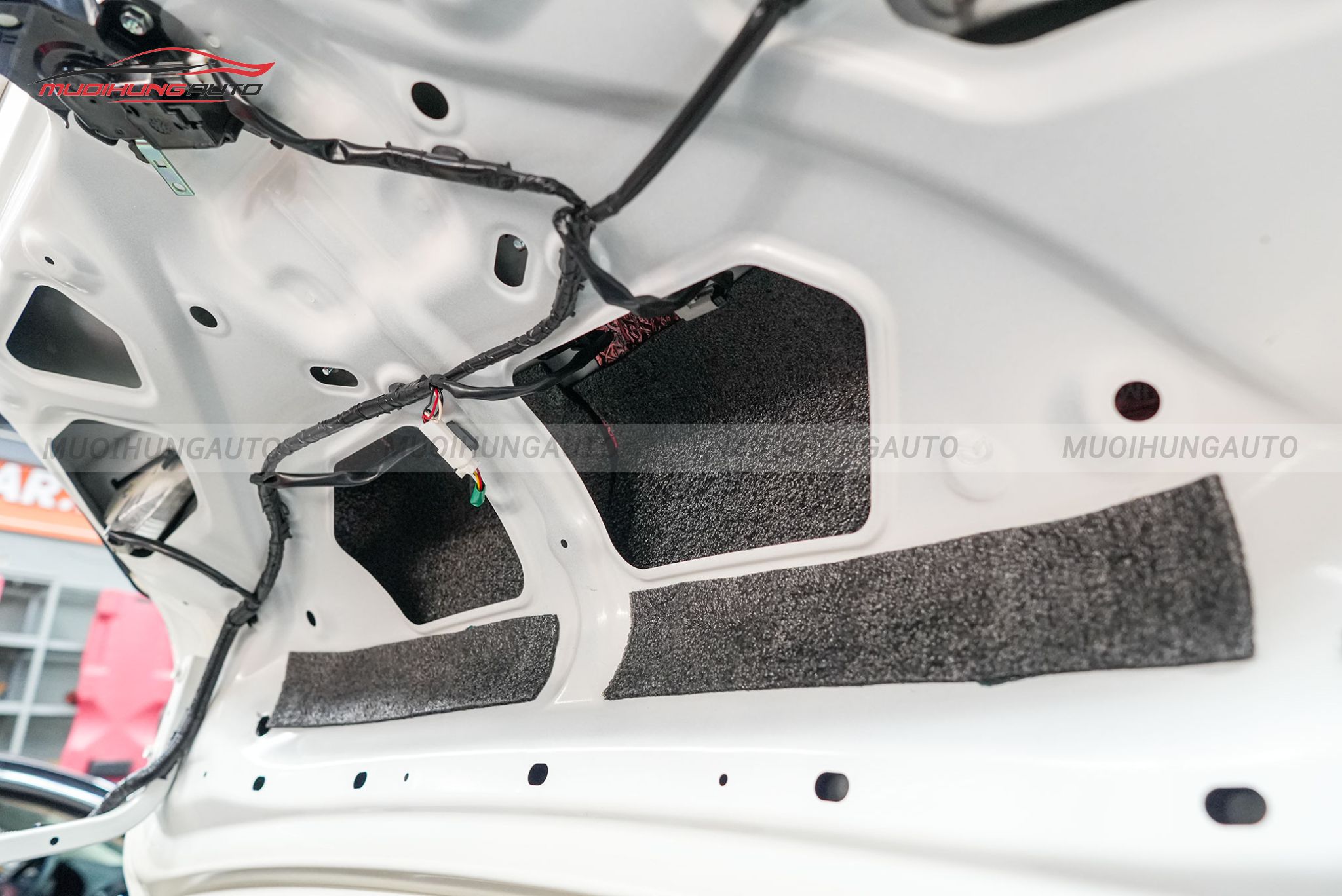 Cách âm cho cốp xe Mazda 2 2019