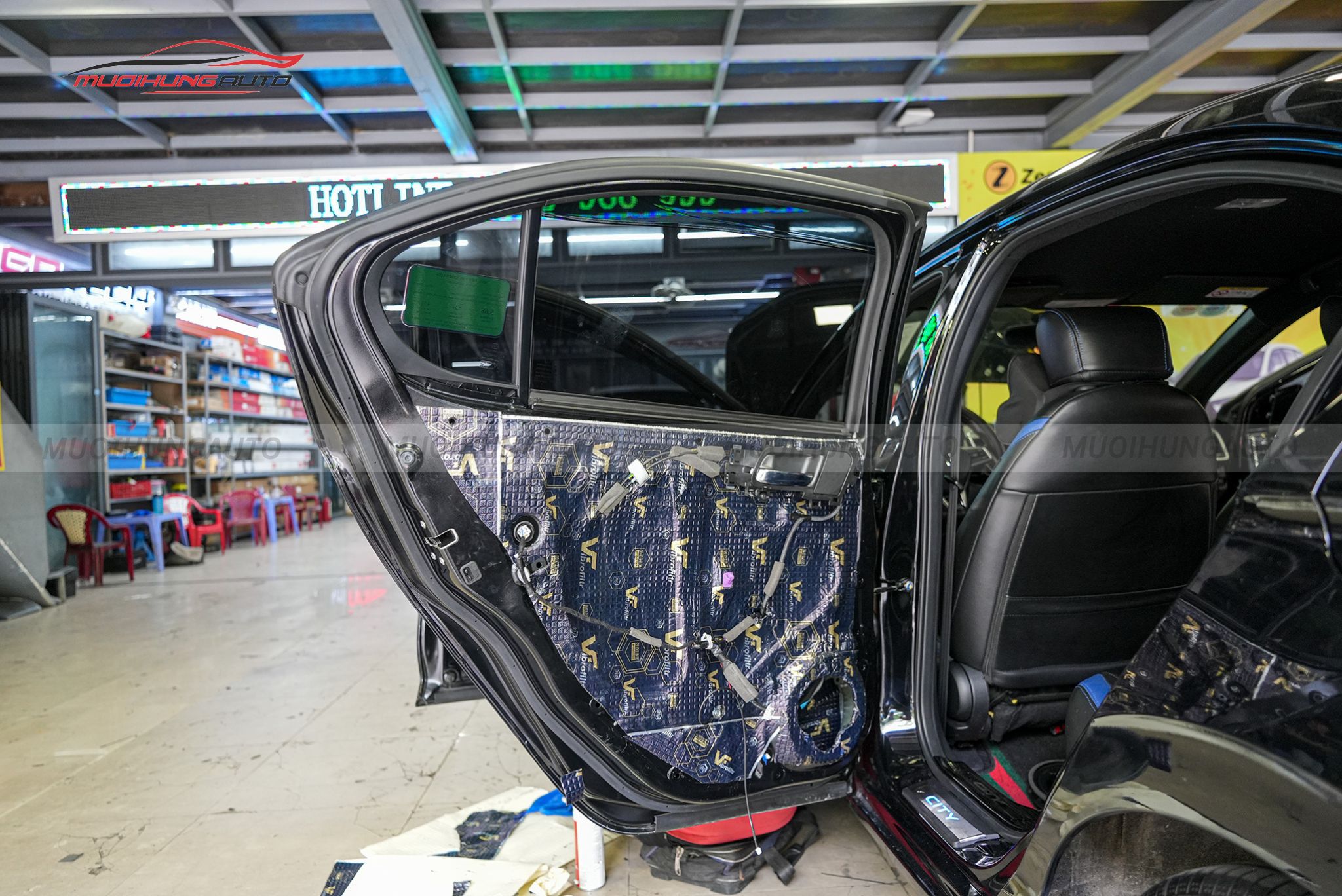 Cách âm chống ồn 4 cánh cửa xe Honda City 2022