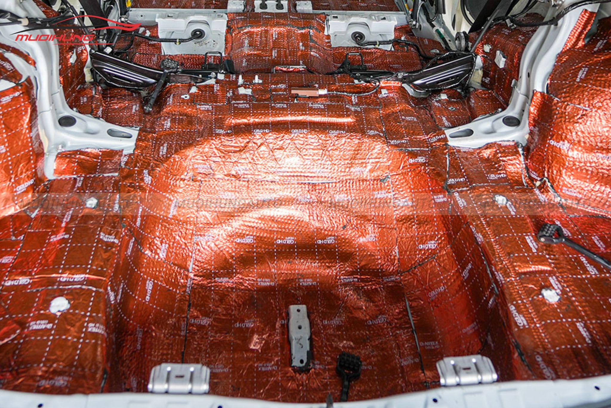 Cách âm chống ồn cốp xe ô tô Vinfast Minio Green