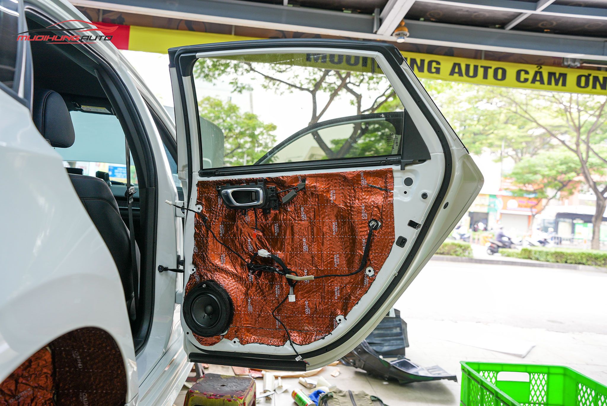 Cách âm chống ồn cửa xe Honda Civic 2023