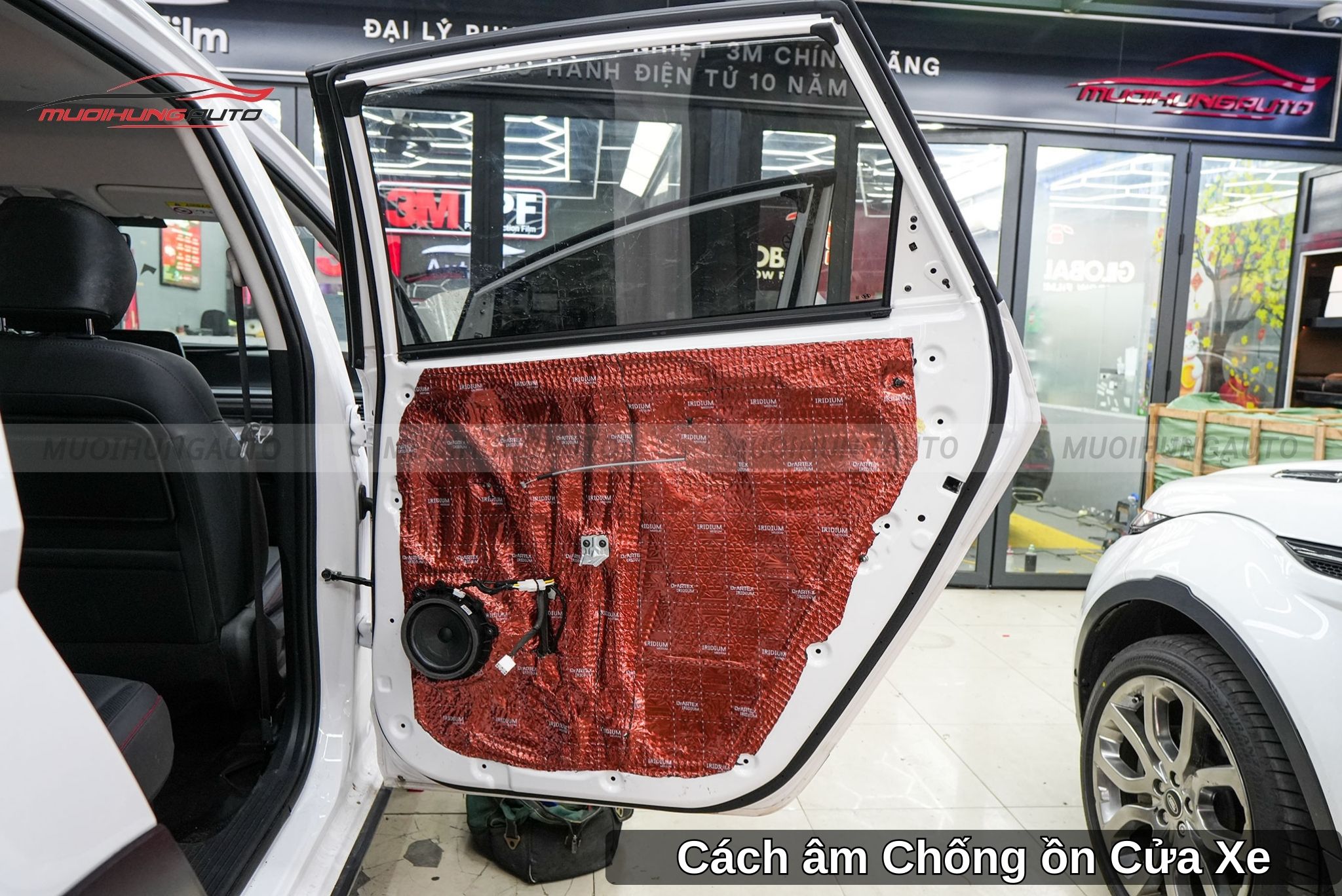 Dán Cách Âm Chống Ồn Cho Xe Ô Tô Tại Quận 4