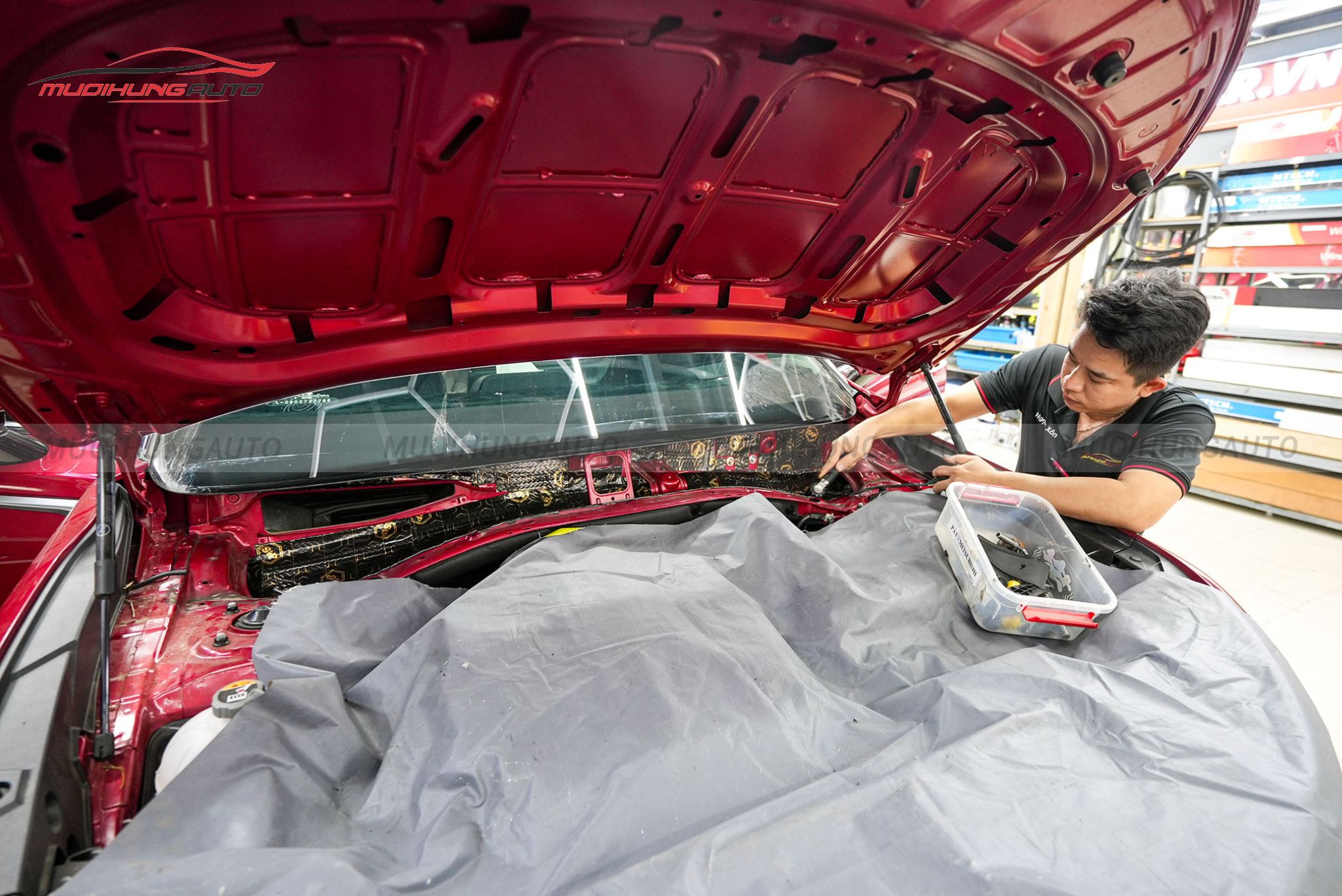 Cách âm chống ồn đường chân kính Kia Sorento 2023