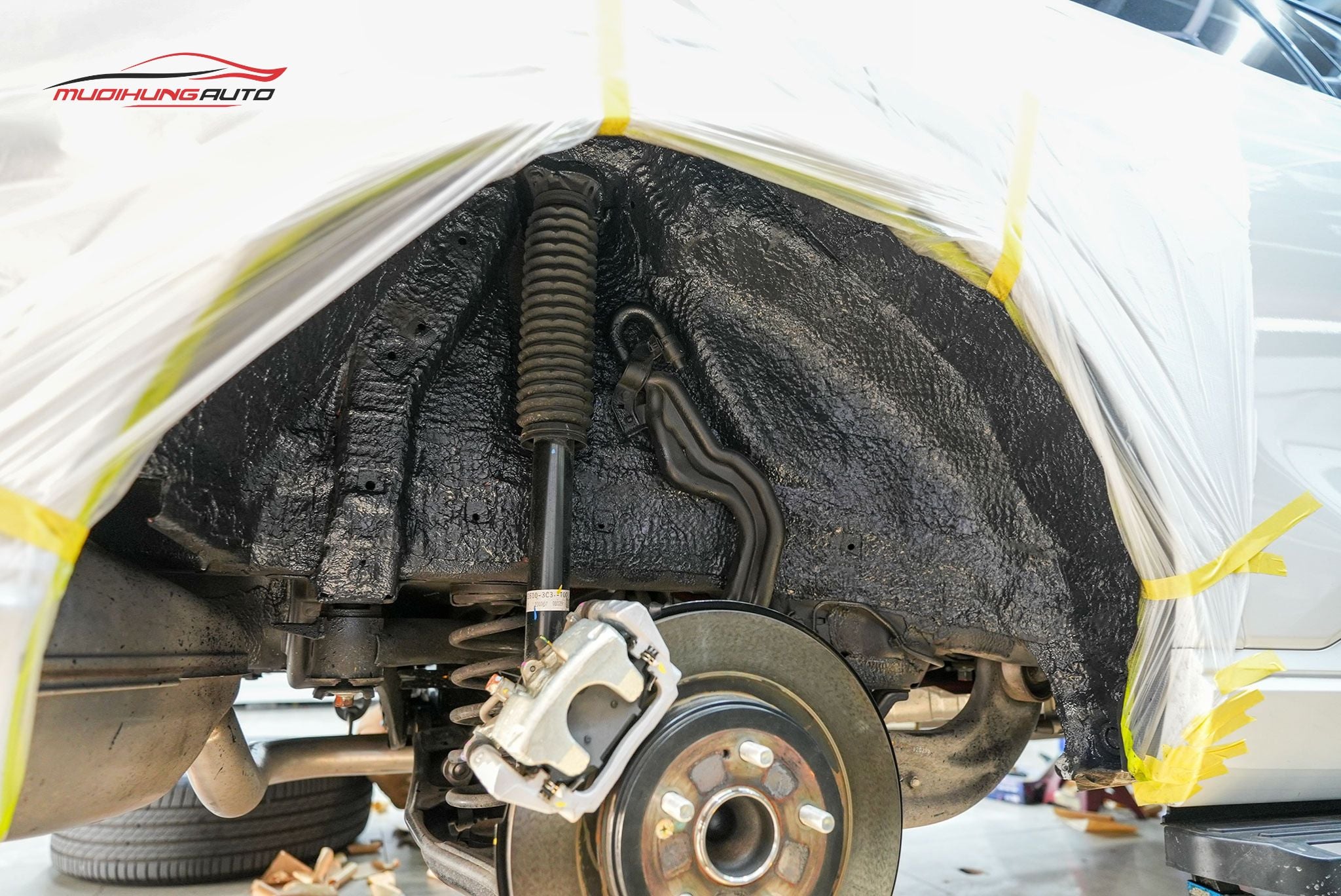 Cách âm chống ồn hốc bánh Honda CRV 2024