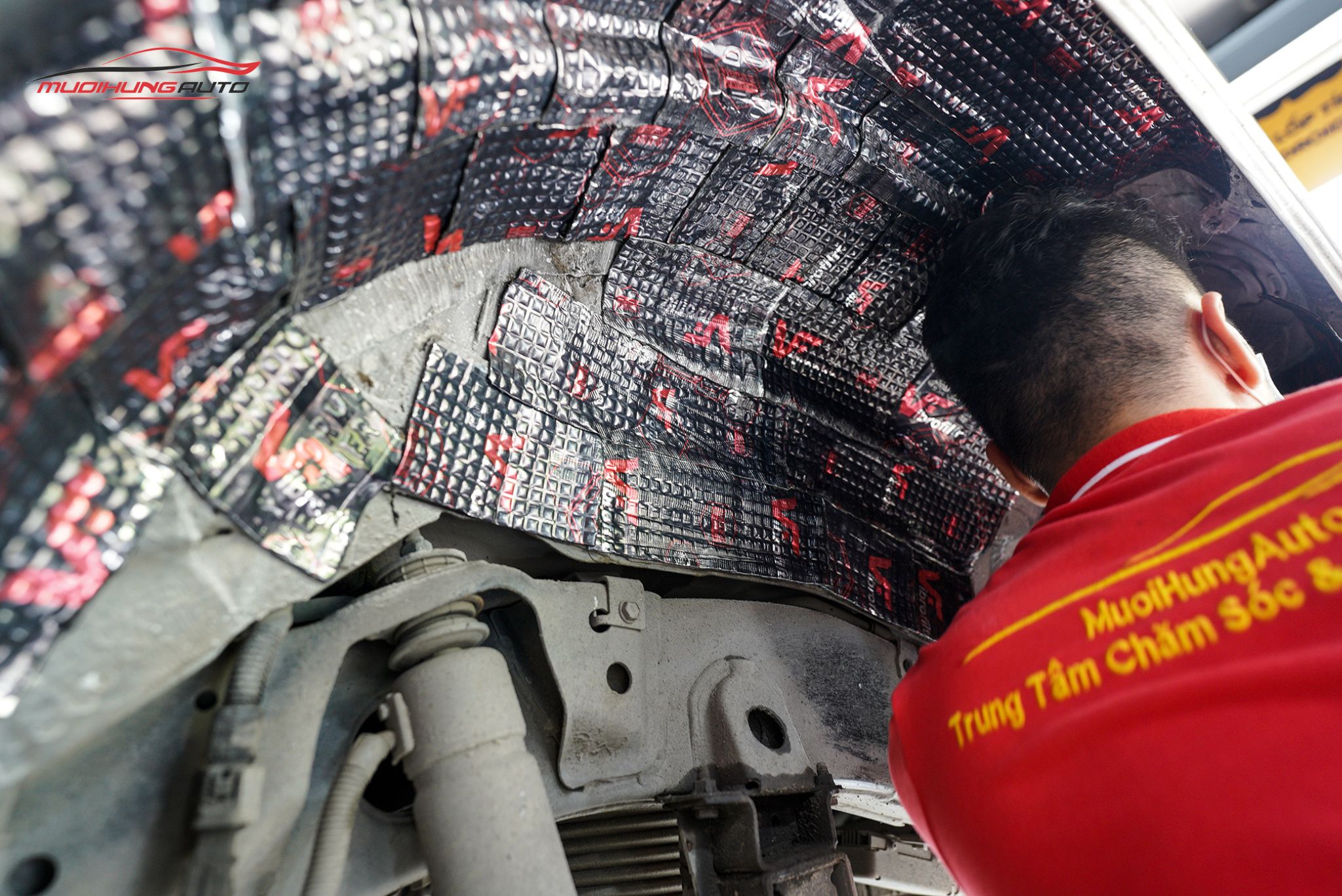 Cách âm chống ồn hốc bánh Lexus GX460