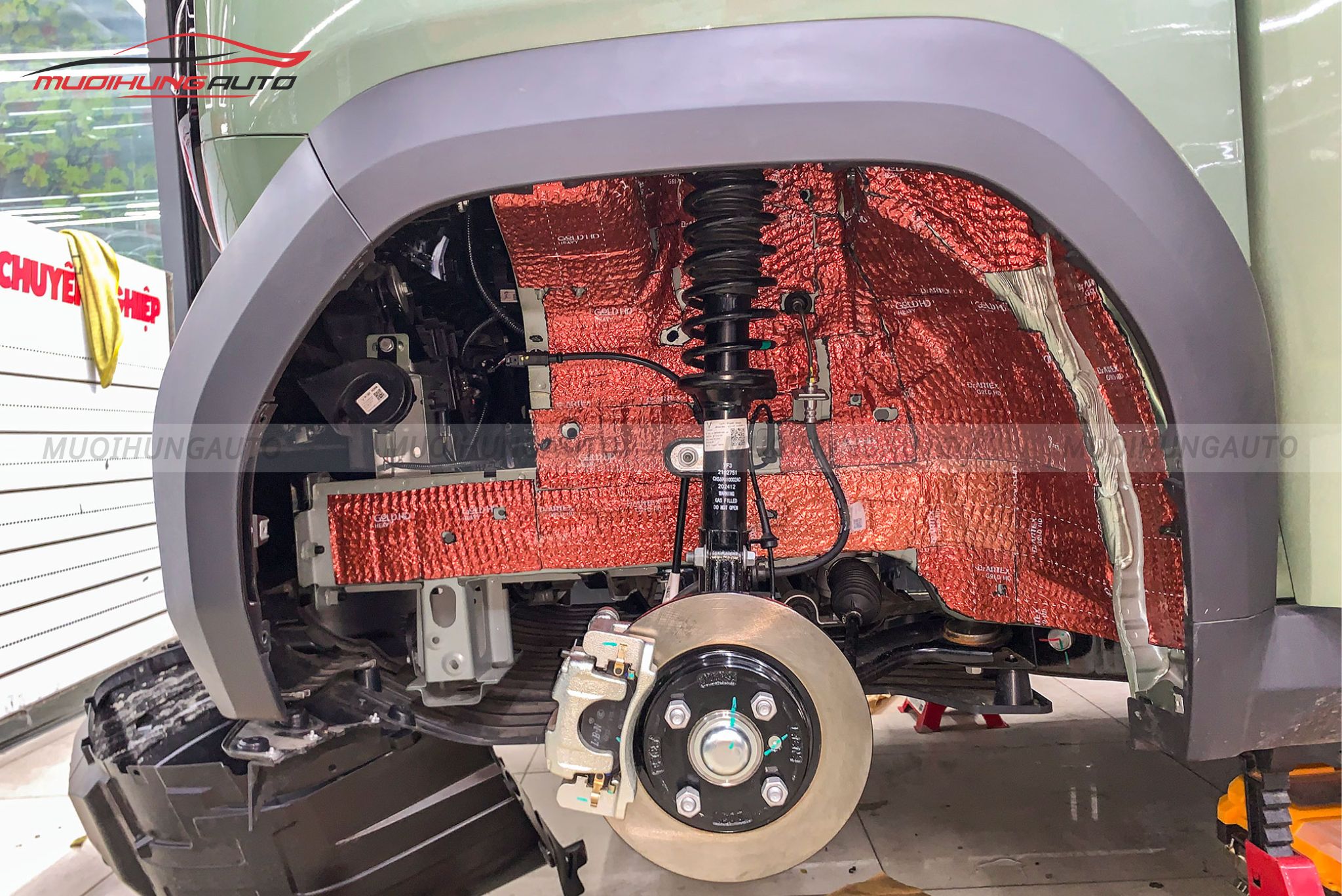 Cách âm chống ồn hốc bánh ô tô Vinfast Minio Green