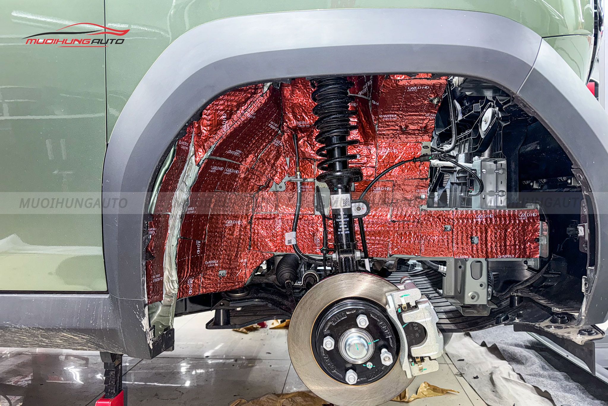 Cách âm chống ồn hốc bánh Vinfast VF3