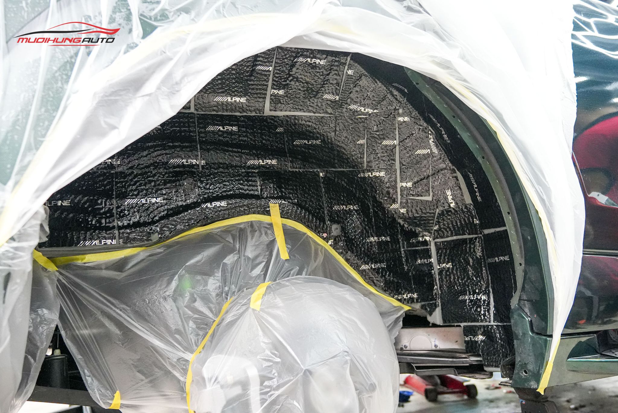 Cách âm chống ồn hốc bánh Vinfast VF9 2024