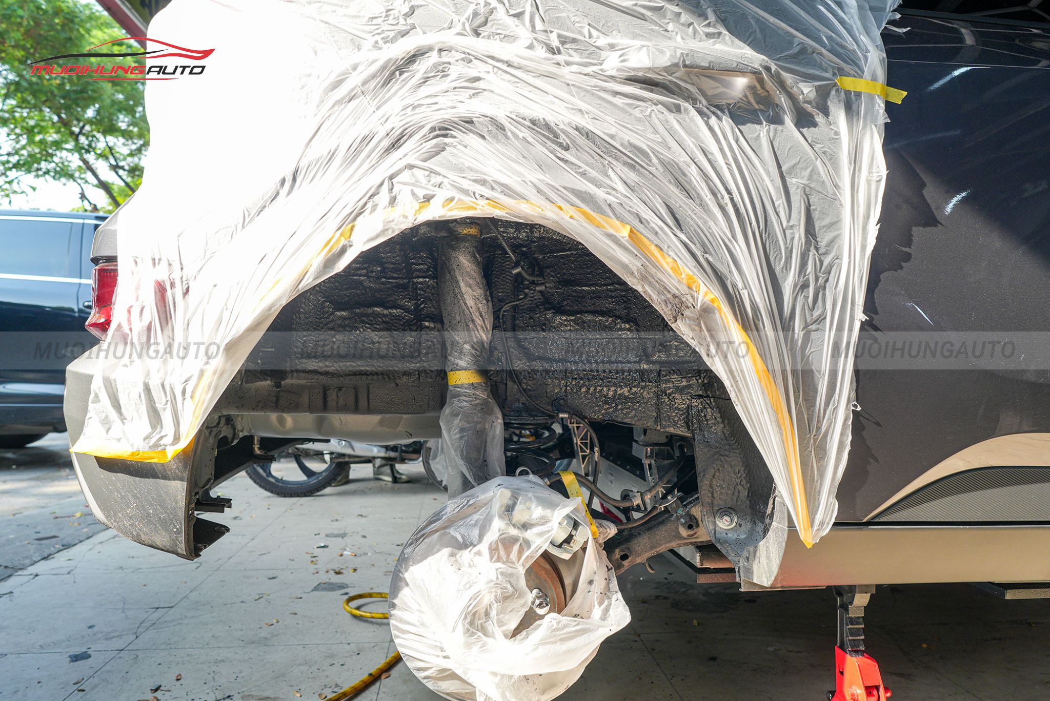 Cách âm chống ồn hốc bánh xe Vinfast VF5 2024